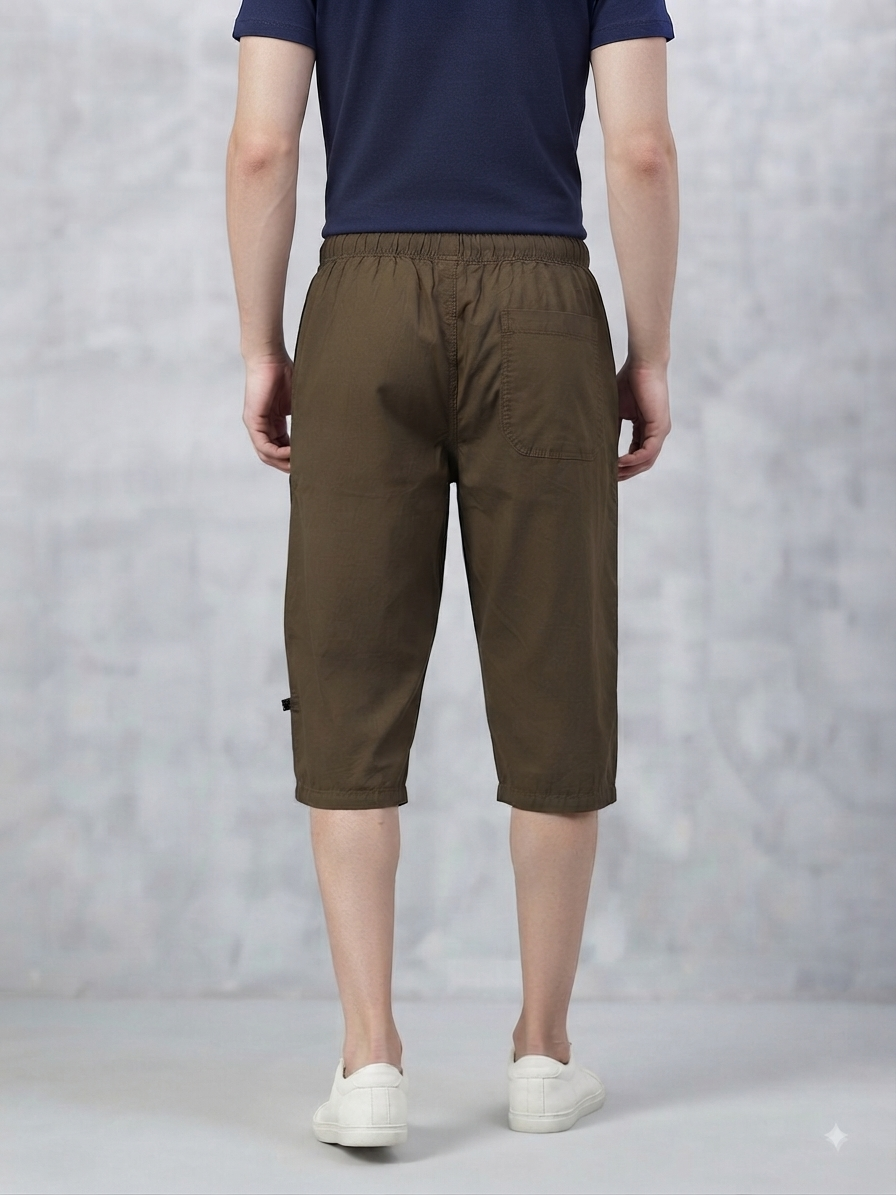 Men’s Brown color Cotton 3/4-Length Casual Shorts with Elastic Waist & Side Pockets