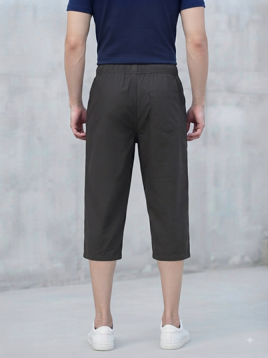 Men’s dark brown Cotton 3/4-Length Casual Shorts with Elastic Waist & Side Pockets
