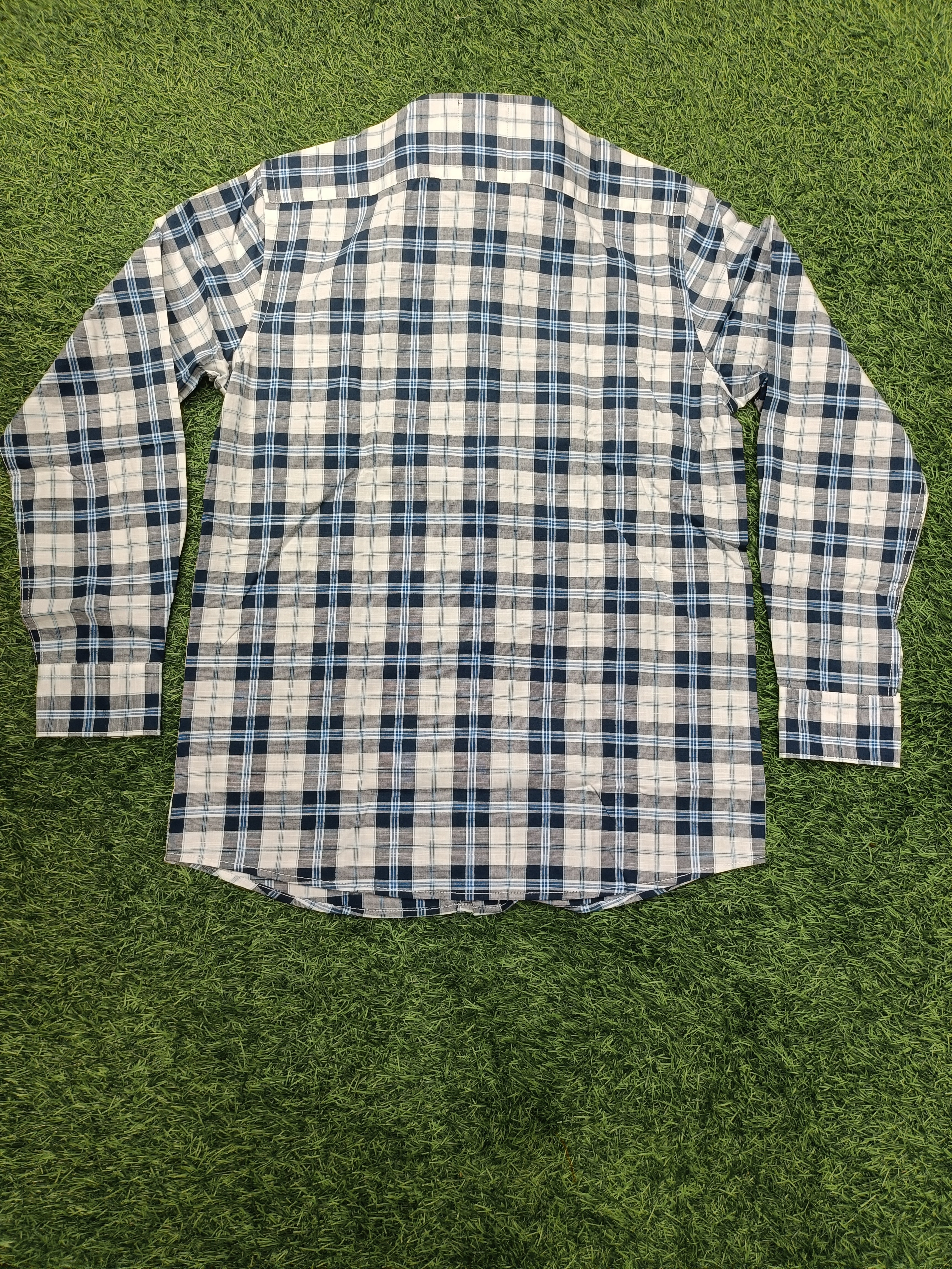 Men's Checkered Blue and White Full-Sleeve Casual Cotton Shirt