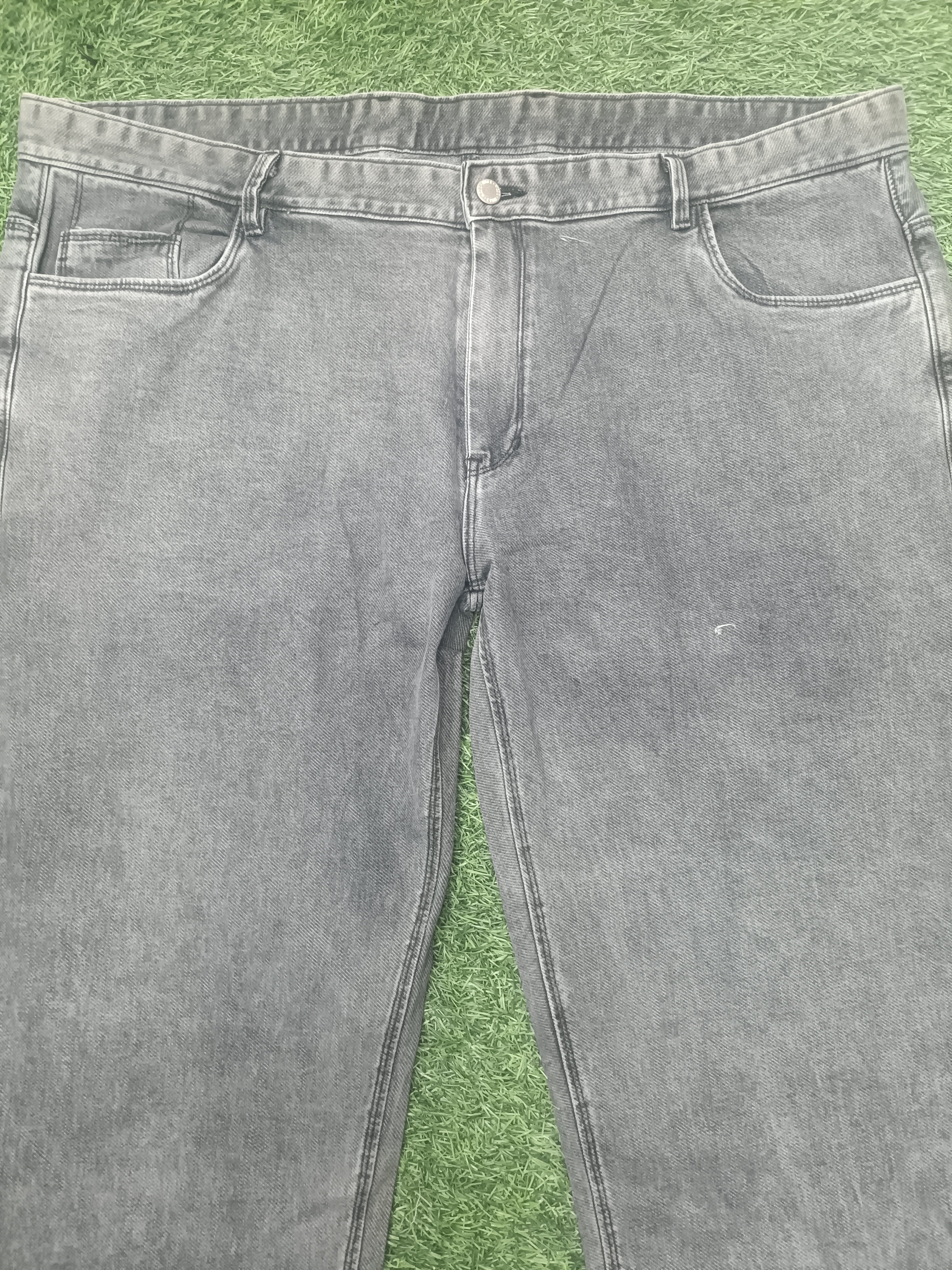 Men’s Charcoal Grey Washed Slim Fit Stretch Denim Jeans