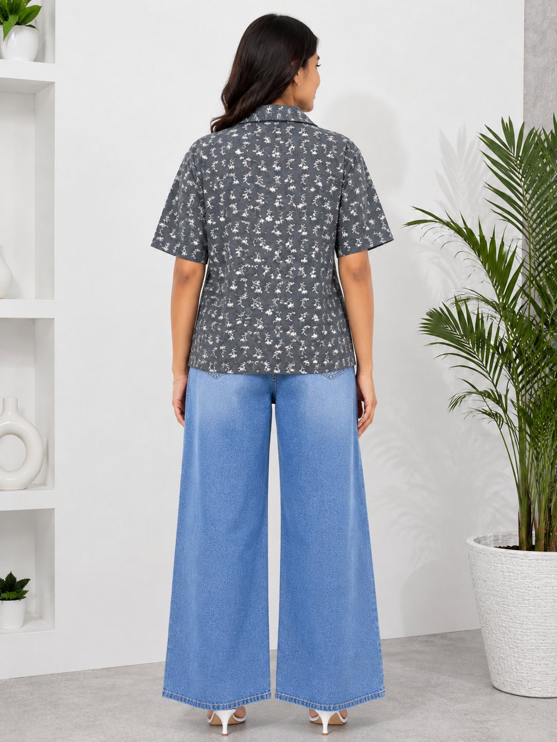 Women’s Dark Grey Floral Print Box-Cut cotton Baggy Shirt
