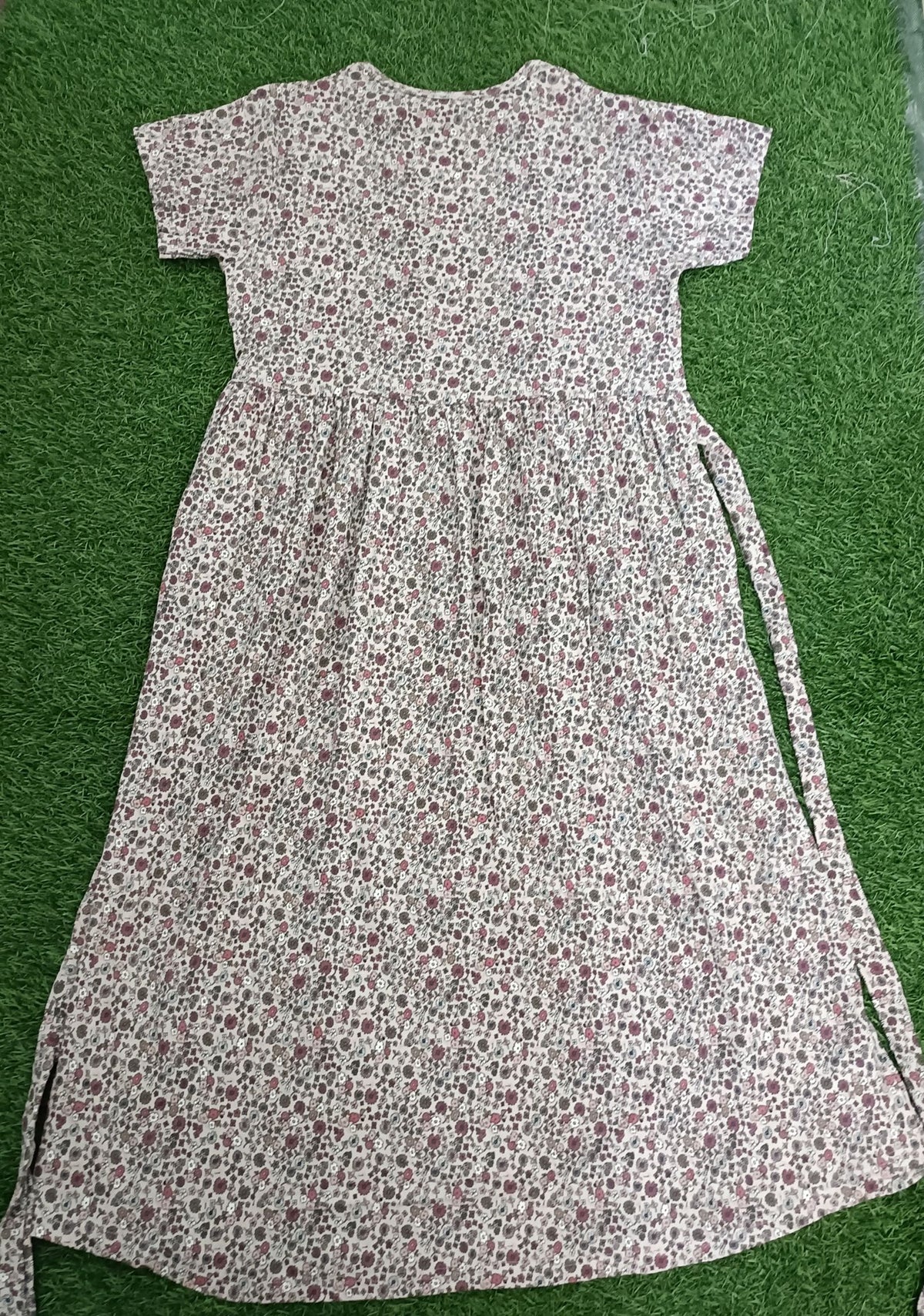 Ladie's Knitted Fabric Cream Floral Print Feeding Kurti with Gathered Waist & Side Tie-Up