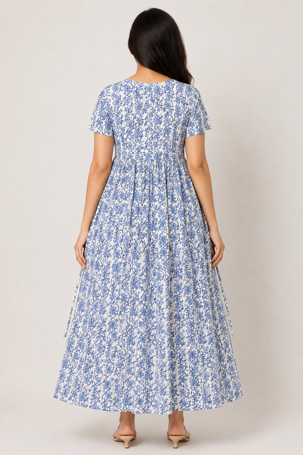 Ladie's Knitted Fabric Off-White & Blue Floral Printed Feeding Kurti / Maternity Nighty with Side Tie-Up