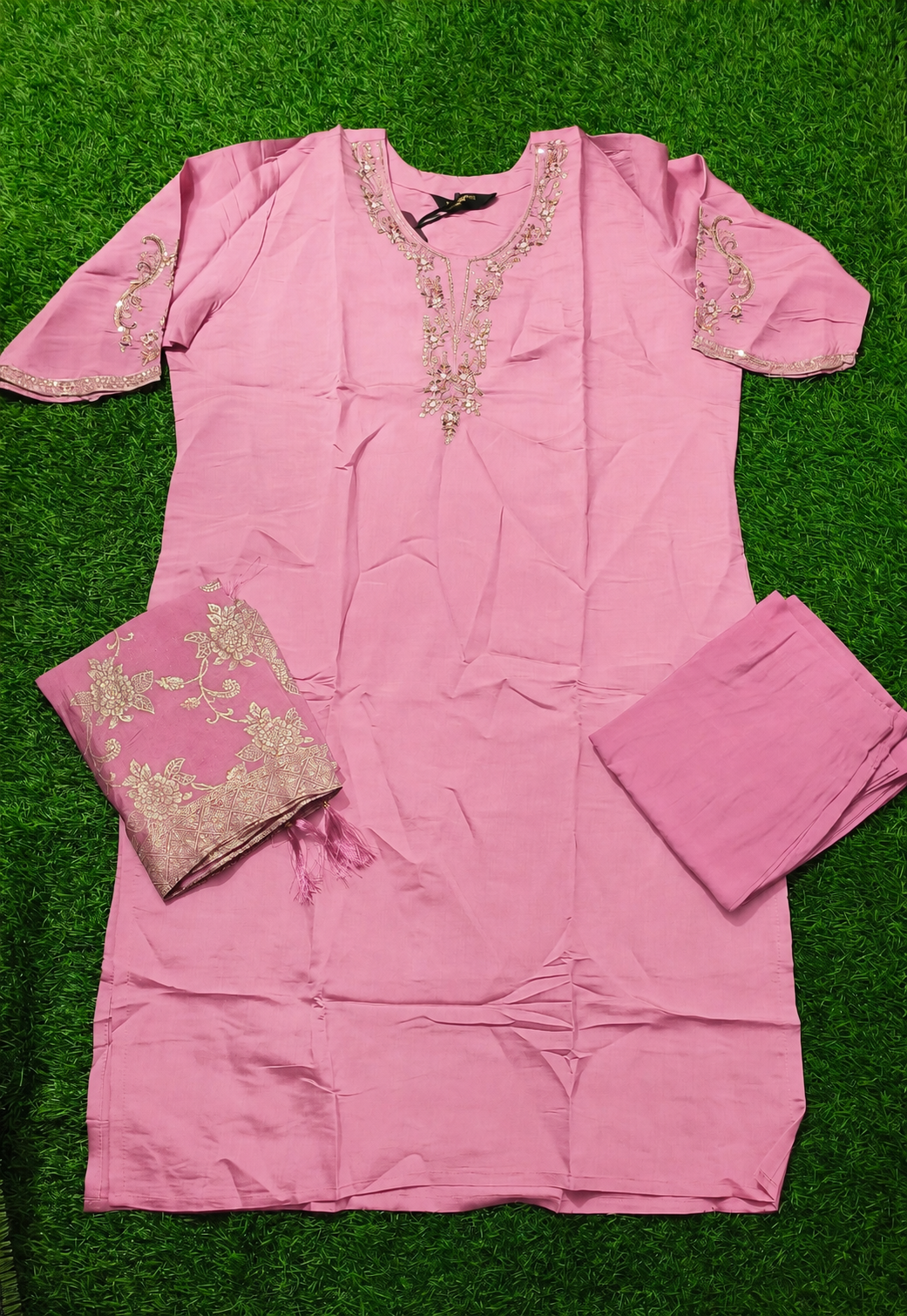 Elegant Rose Pink Mull Chanderi Embroidered 3-Piece Kurti Set