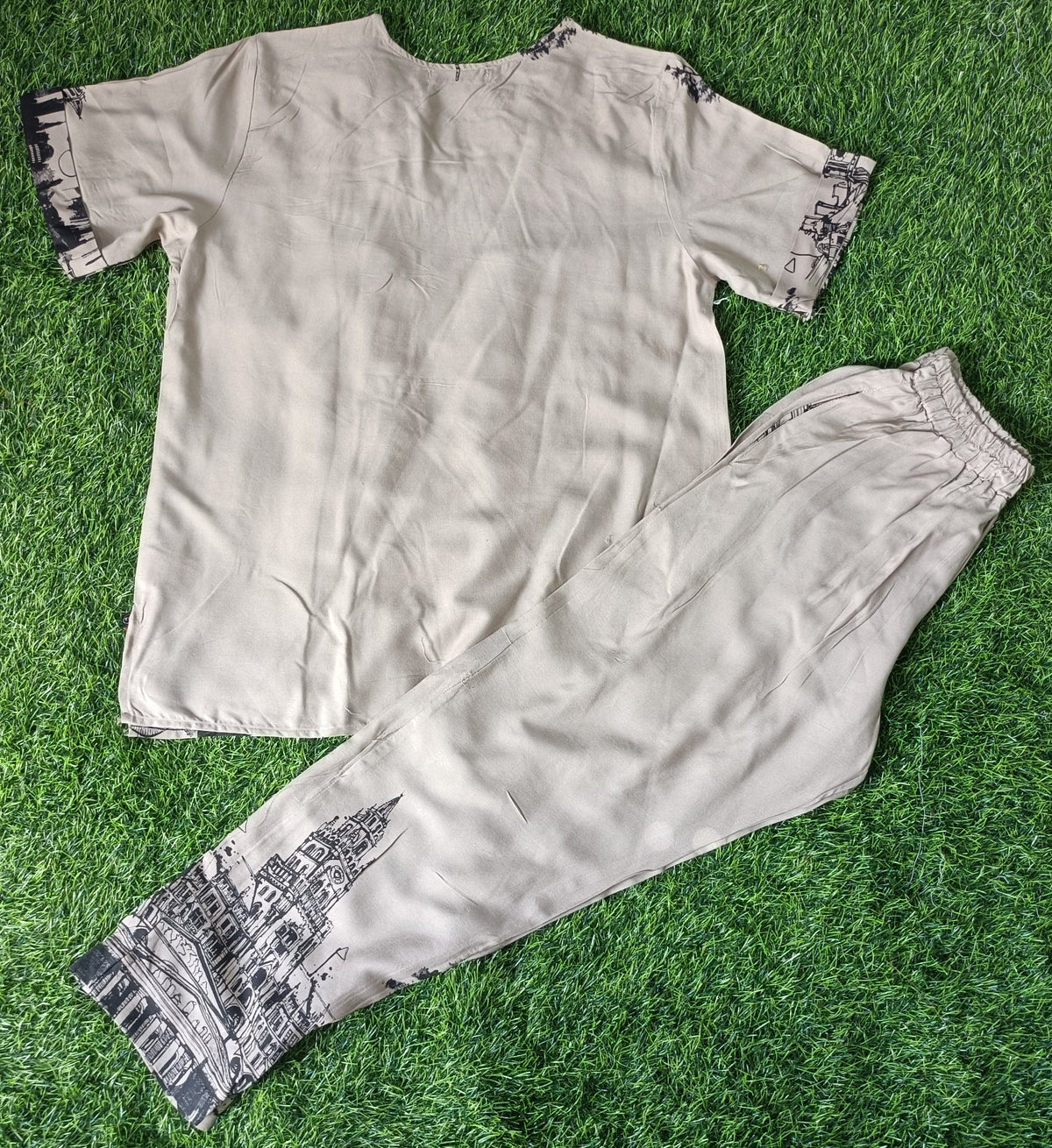 Ladies Beige & Black Cityscape Printed Side Slit Co-Ord Set – Short Sleeve Top & Elastic Waist Pant