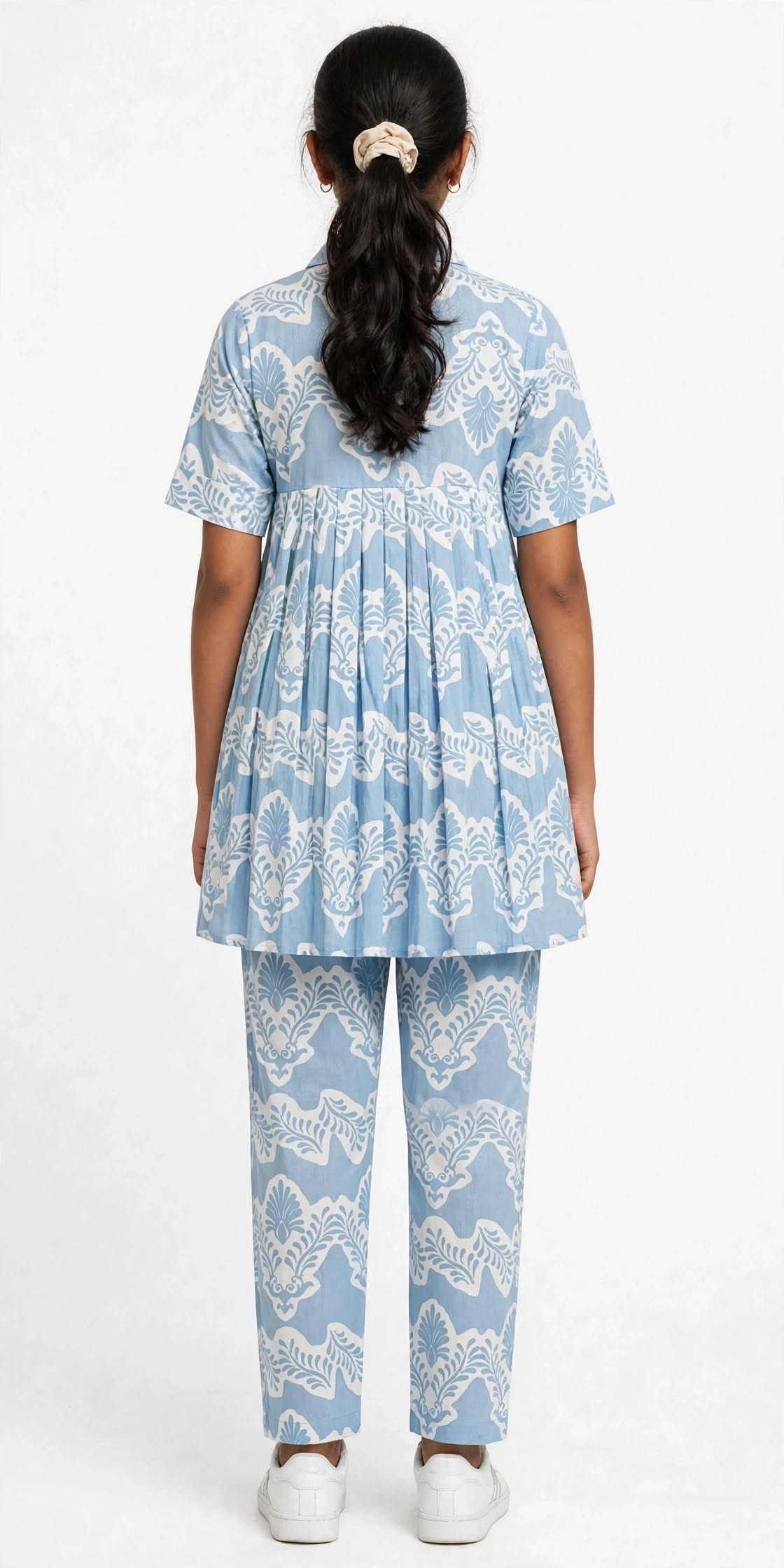 Girls Sky Blue & white Printed  Cuban Collar Half Sleeve Pleated Fit & Flare Western Frock Elastic Waist Pant Co-ord Set