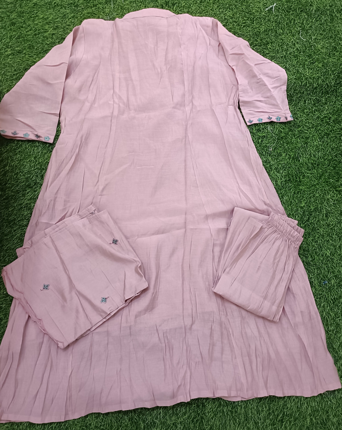 Dusty Pink Embroidered Anarkali Kurti Set