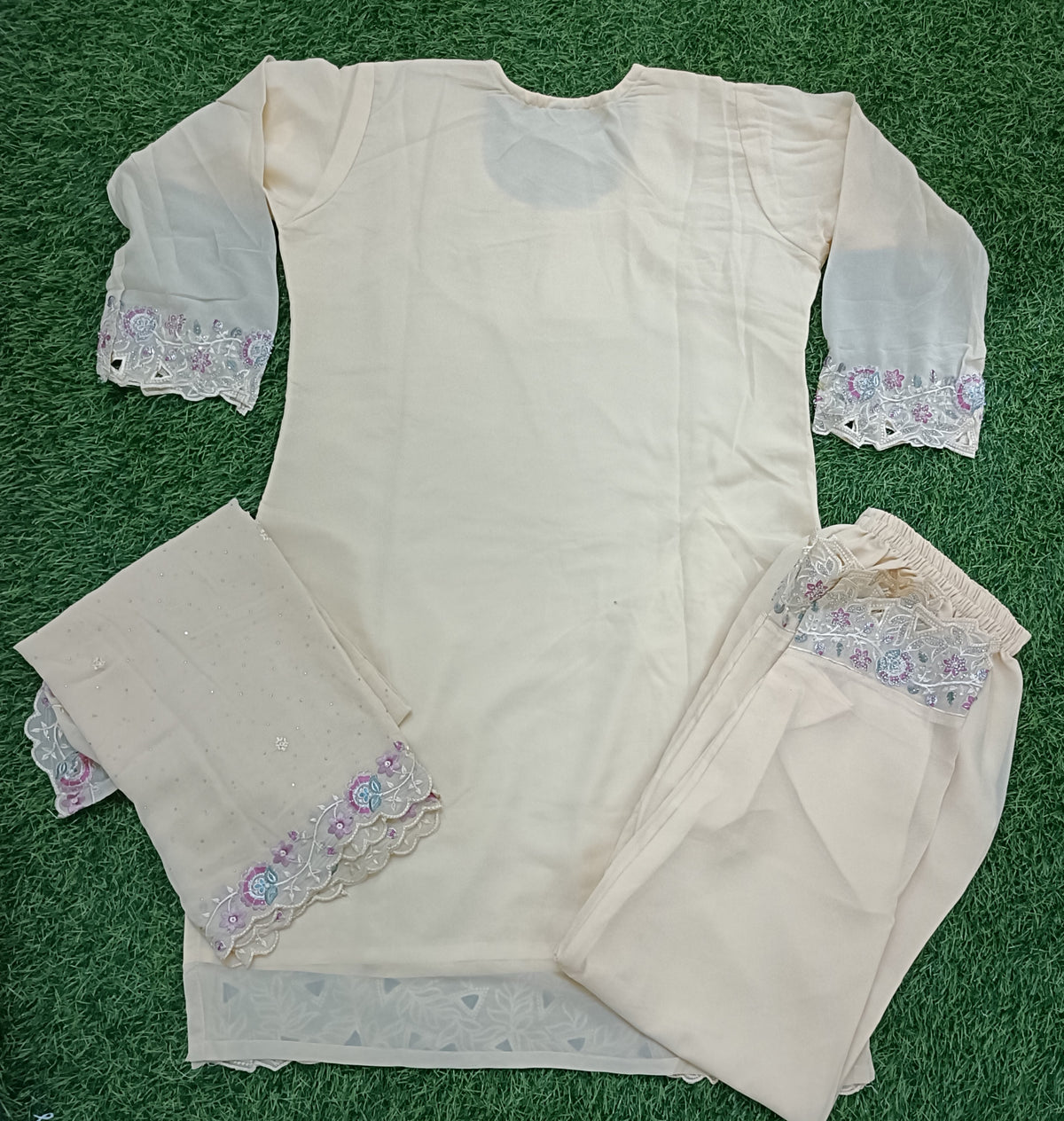 Women’s Cream Georgette Embroidered 3-Piece Kurti  Set
