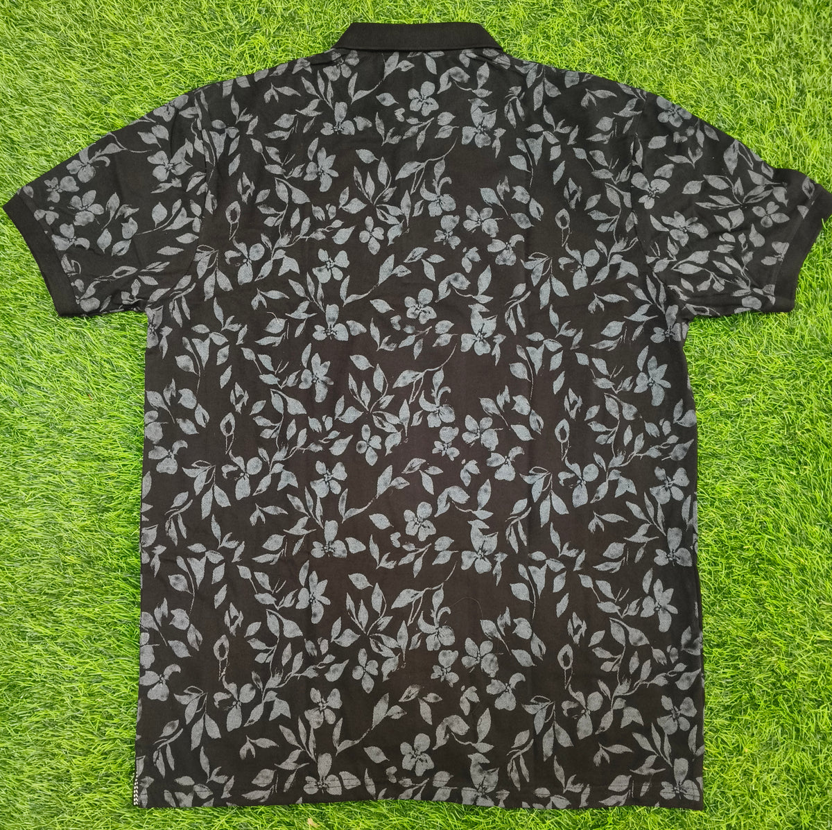 Men’s Black Floral Print Side Slit Polo T-Shirt
