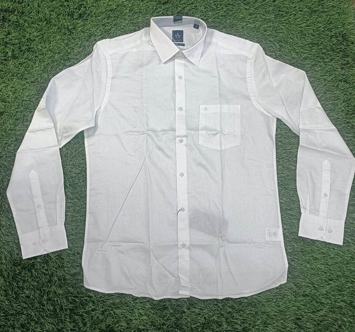Men’s White color Solid Full Sleeve Shirt