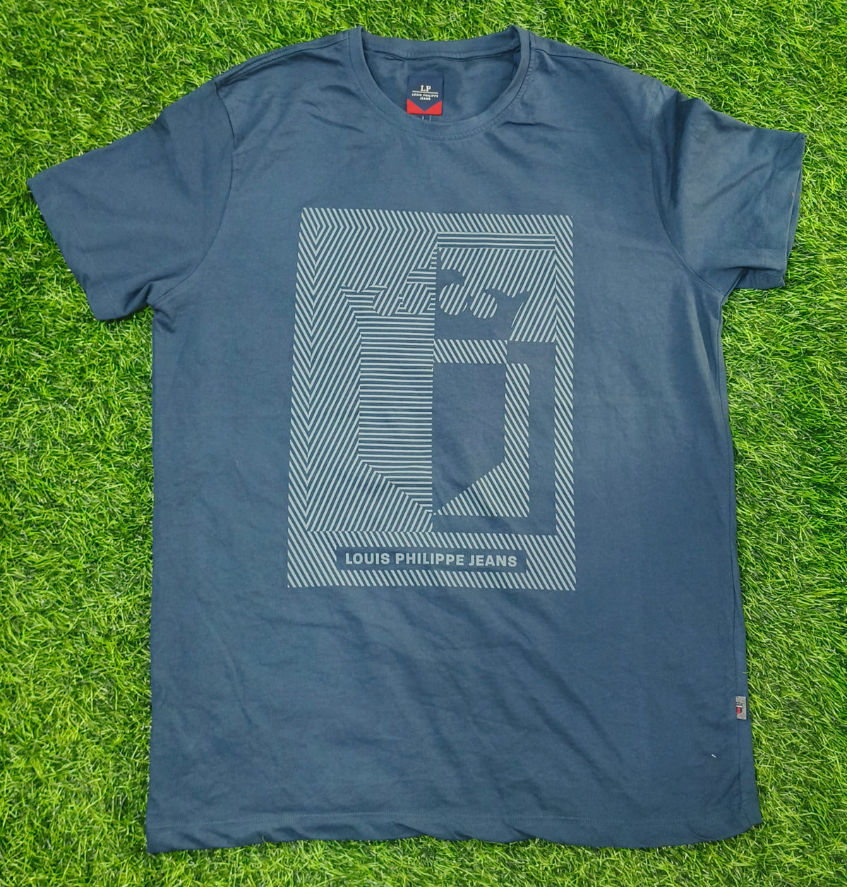 Men's Dark Navy Blue Graphic Print Round Neck T-Shirt