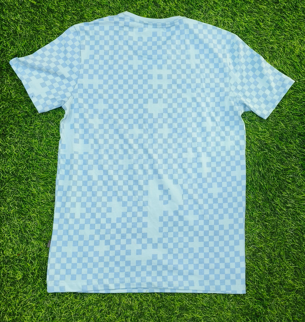 Men's Light Blue & Blue Checkered Round Neck T-Shirt