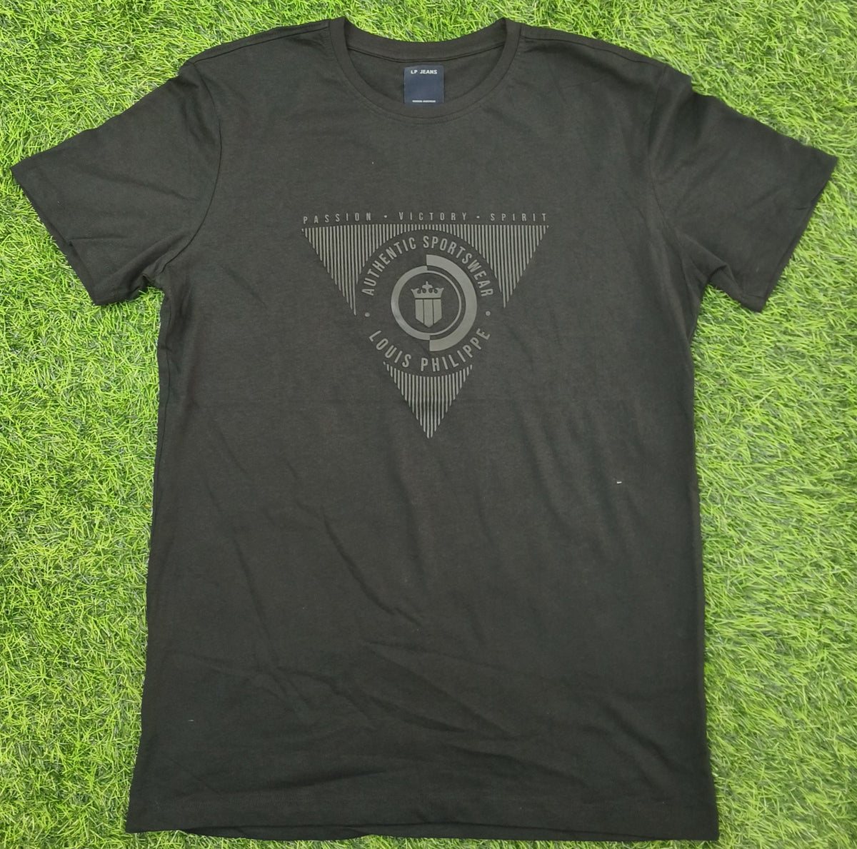 Men's Black Graphic Printed Round Neck T-Shirt
