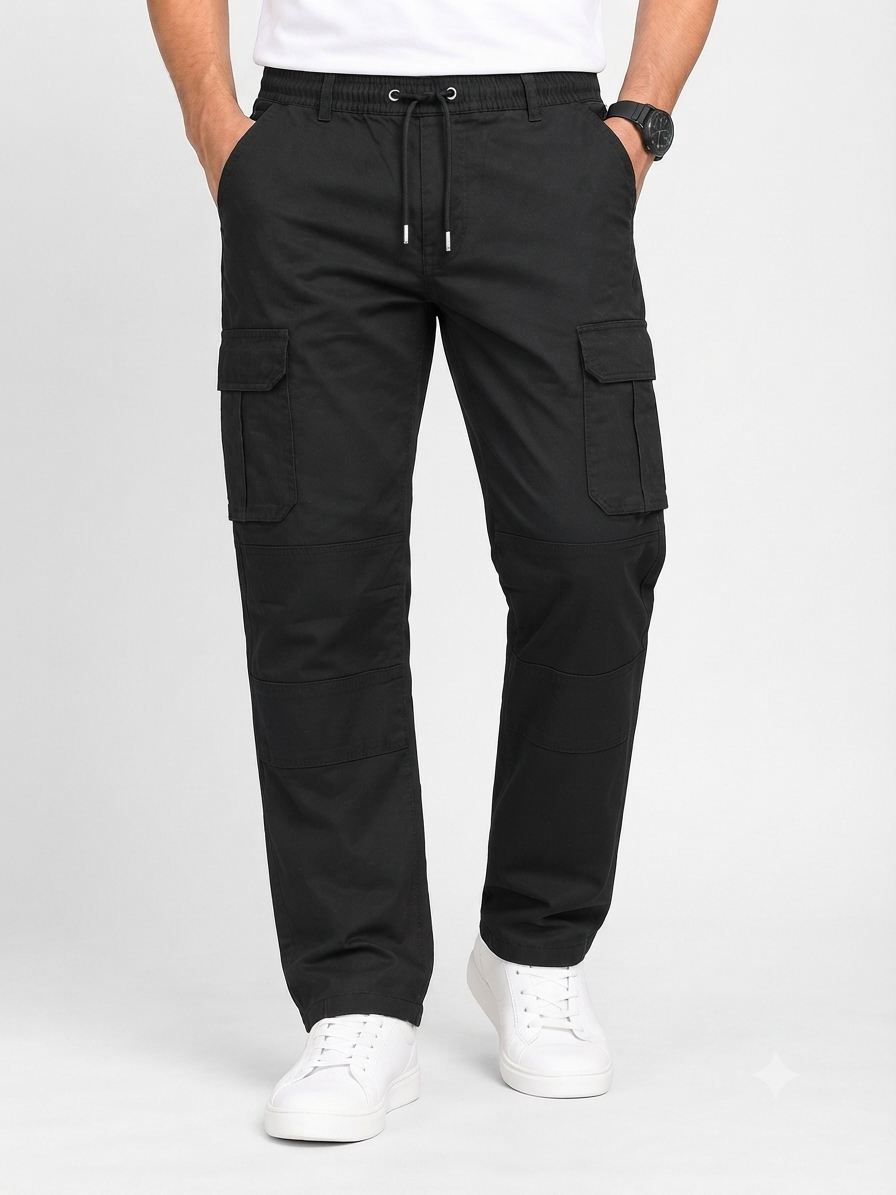 Men’s Black Relaxed Cargo Pant
