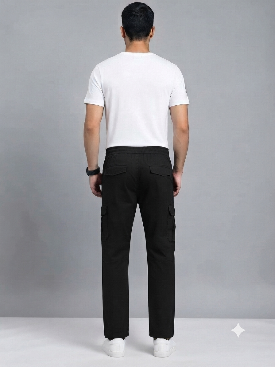 Men’s Black Relaxed Cargo Pant