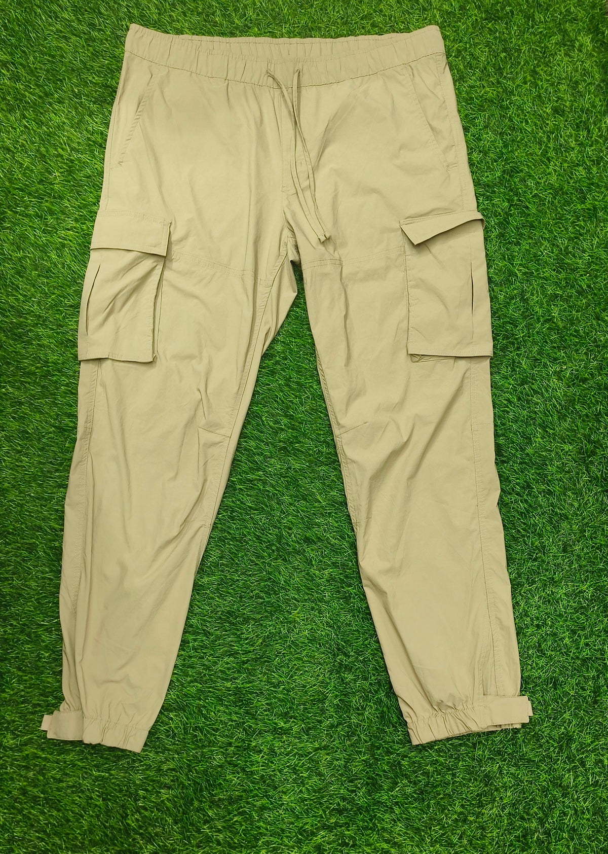 Men’s Beige 5-Pocket Cargo Jogger Pant with Adjustable Ankle