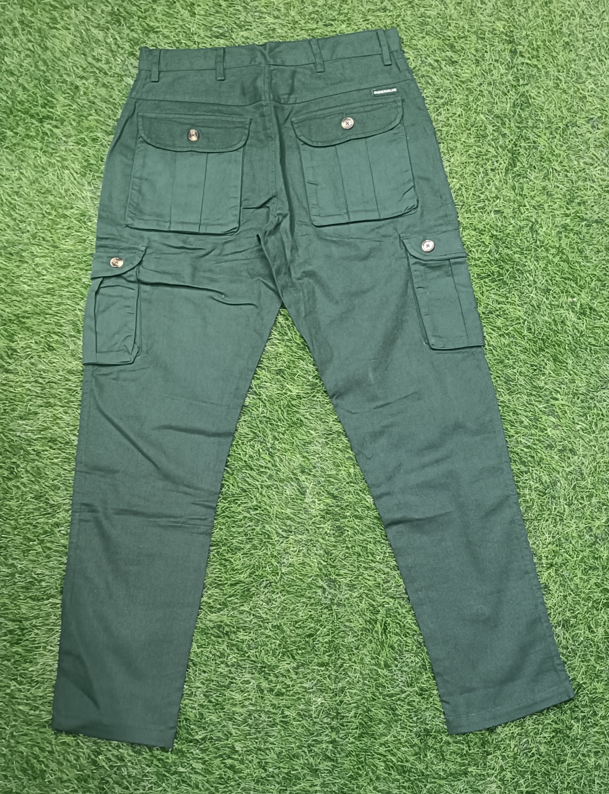Men’s Dark Green 6-Pocket Cargo Pant