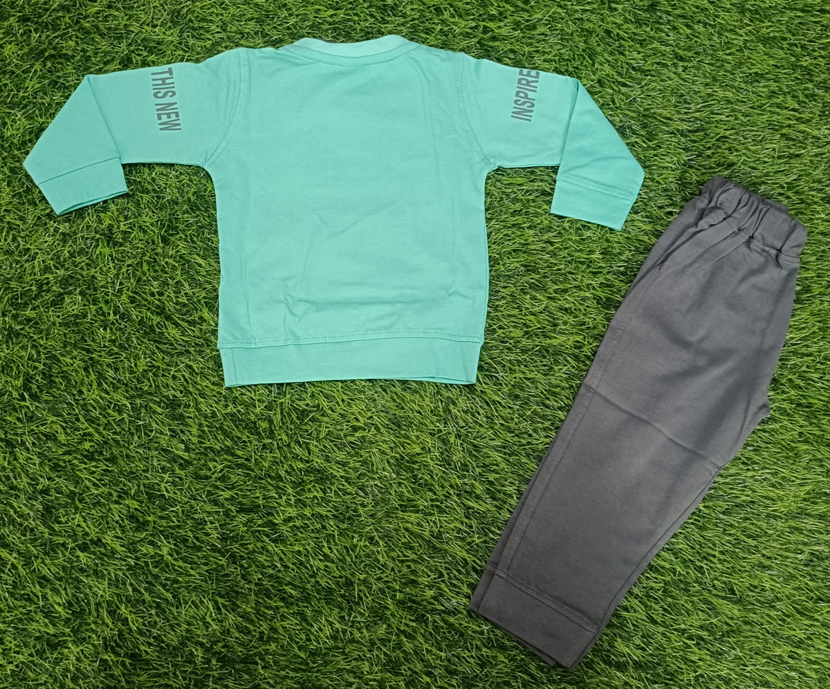 Kids Coated Green Printed Full Sleeve T-Shirt & Grey Pant Set