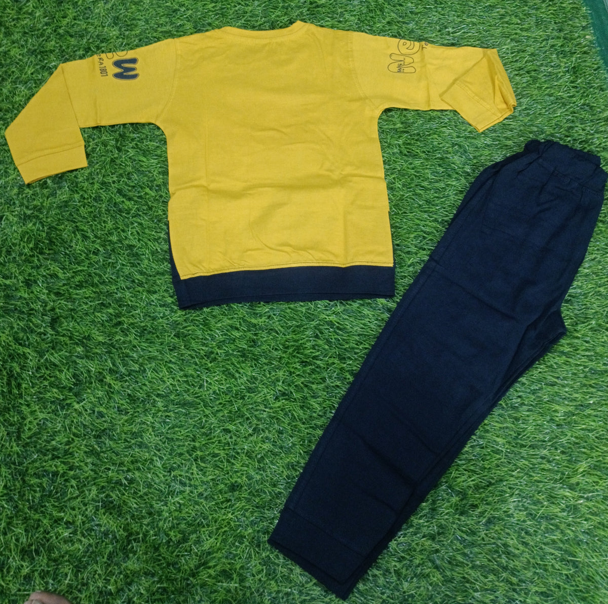 Kids Mustard Yellow Printed Full Sleeve T-Shirt & Navy Blue Pant Set