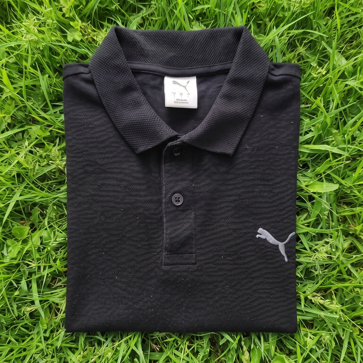 Men’s Black Solid Polo T-Shirt with Side Slits