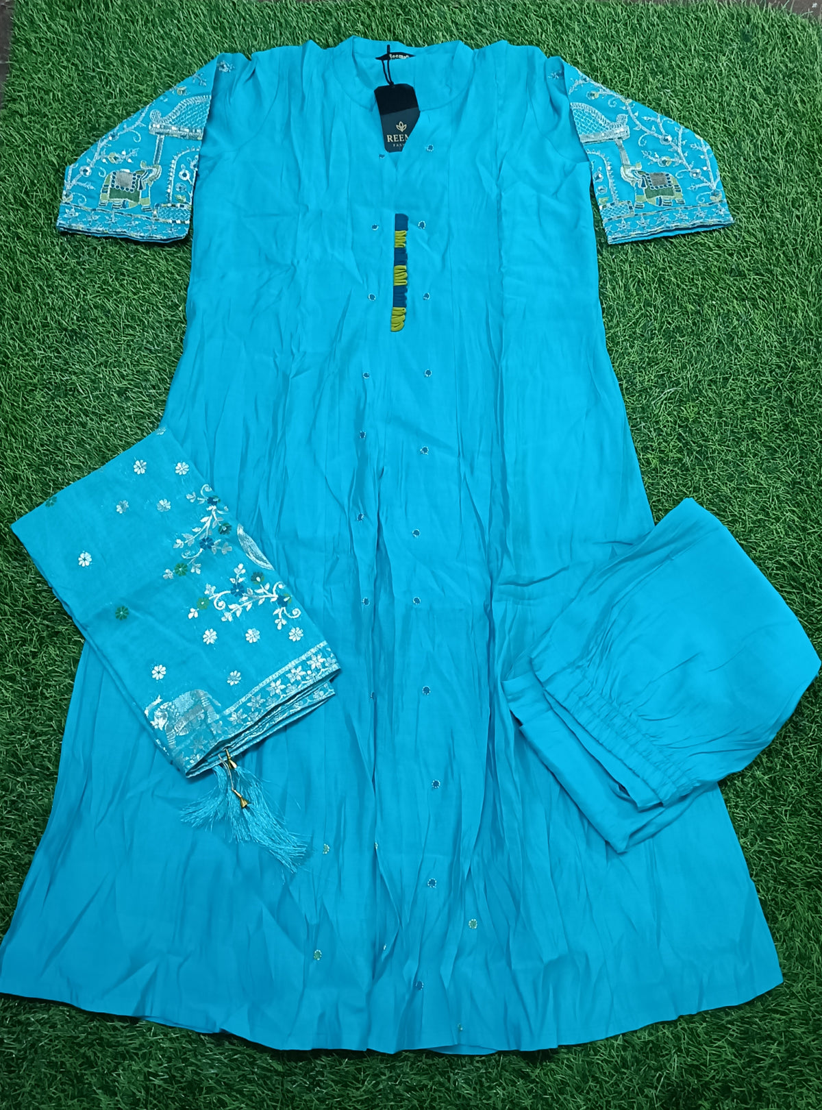 Women’s Turquoise Blue Embroidered 3-Piece Kurti Set
