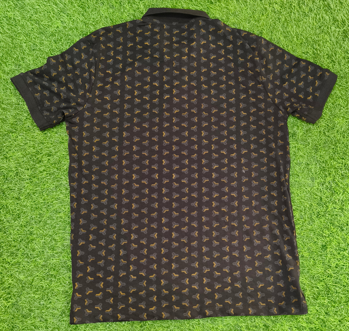 Men’s Black & Brown Micro Print Polo Collar T-Shirt