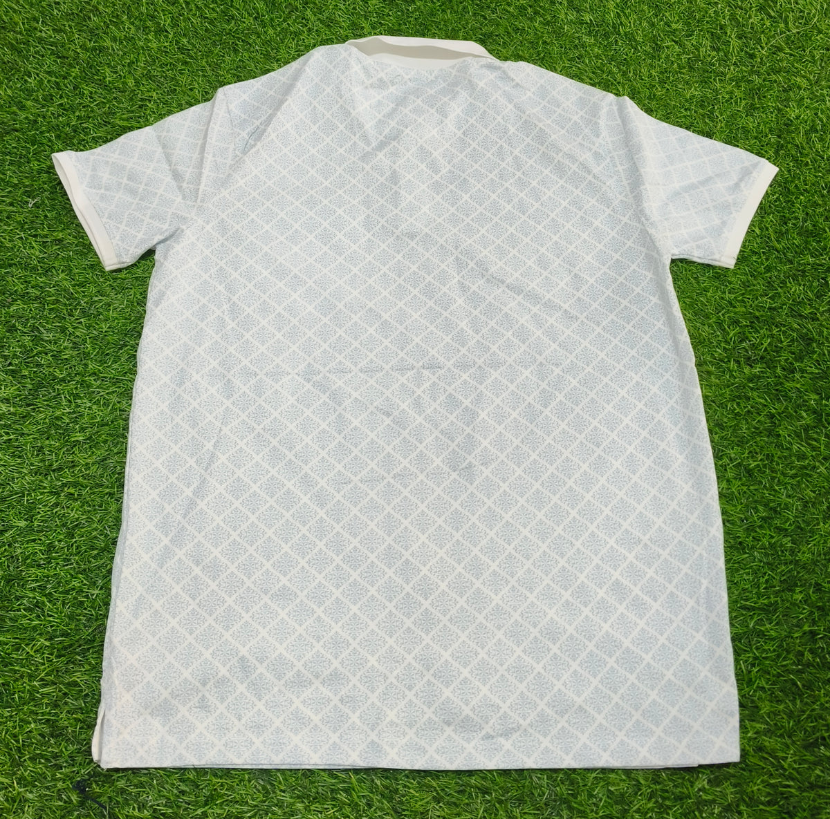 Men’s White & Light Blue Geometric Print Polo Collar Pocket T-Shirt