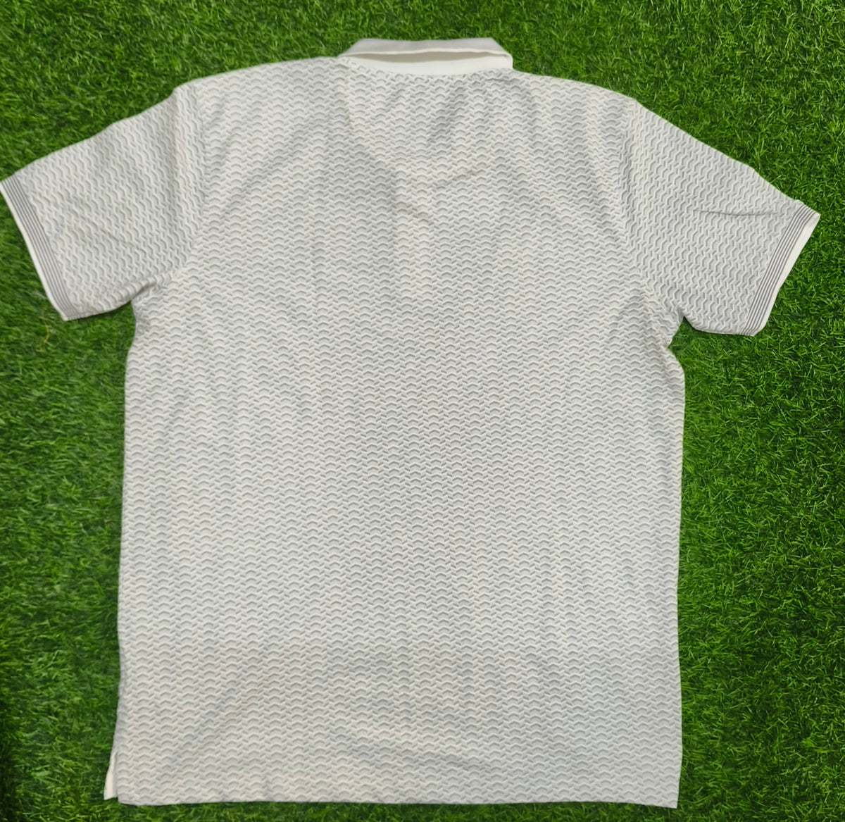 Men’s White & Grey Chevron Print Polo Collar T-Shirt