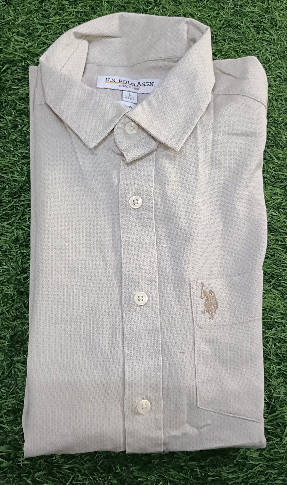 Men’s Light Beige Textured Full Sleeve Shirt
