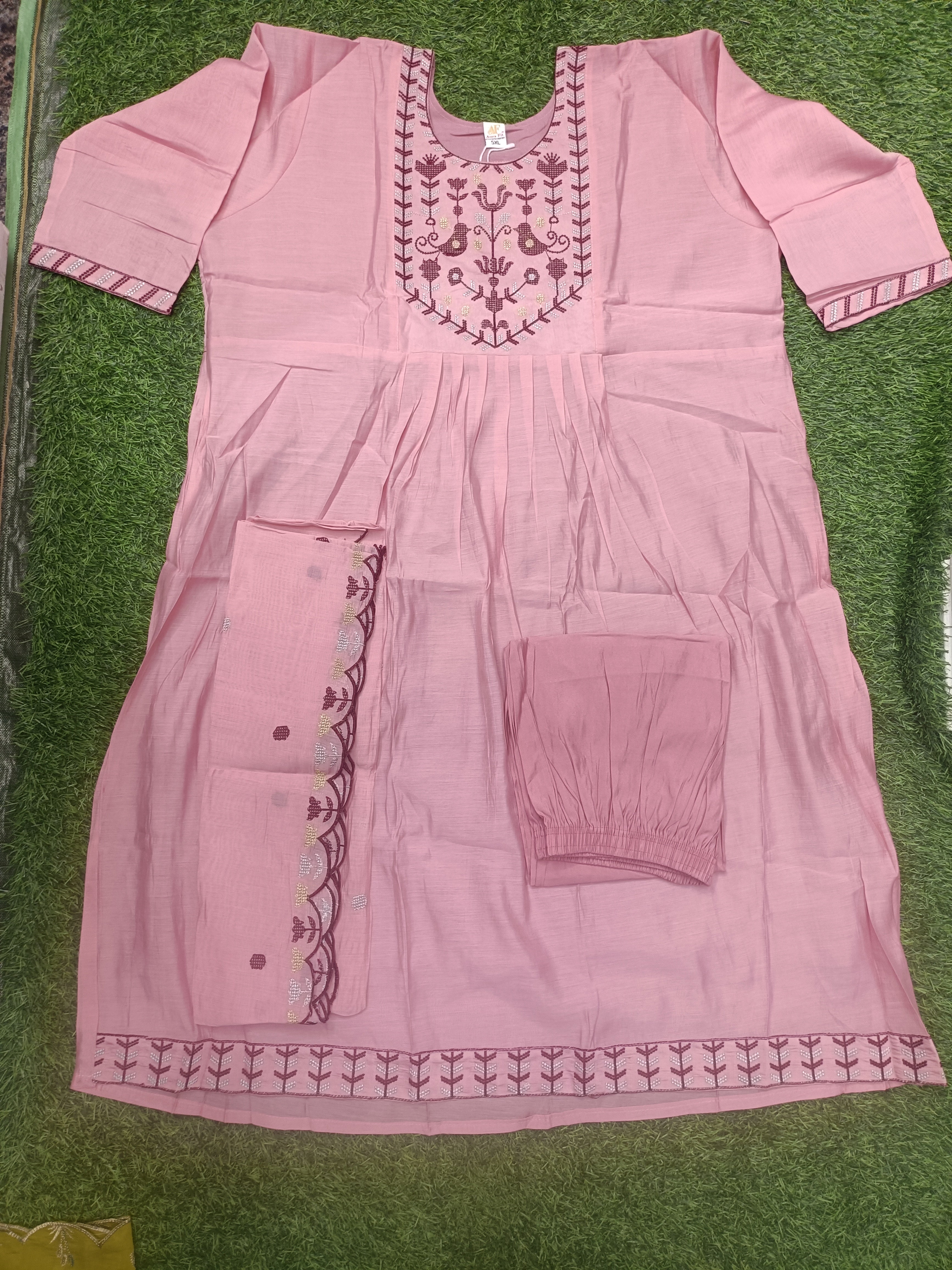 Graceful Light Pink Embroidered Rayon 3-Piece Anarkali Kurti Set