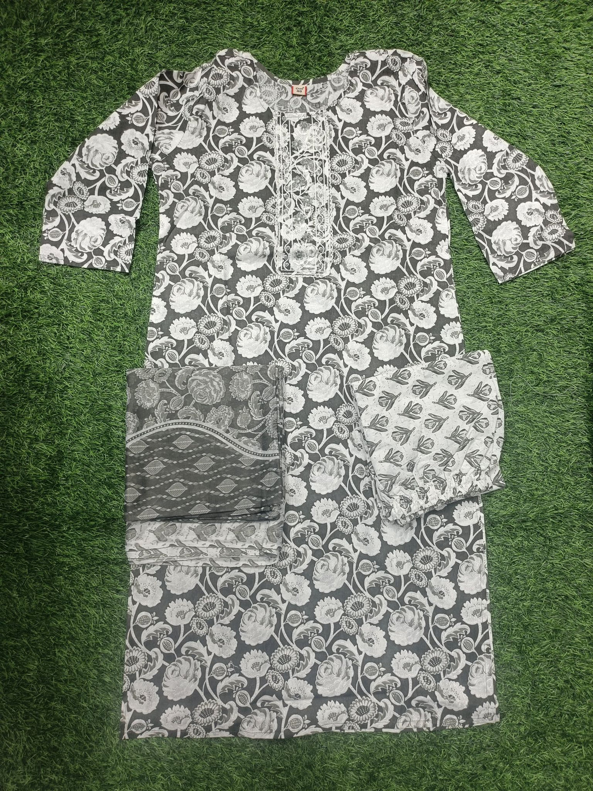 Elegant Grey and White Floral Printed Cotton 3-Piece Kurti Set