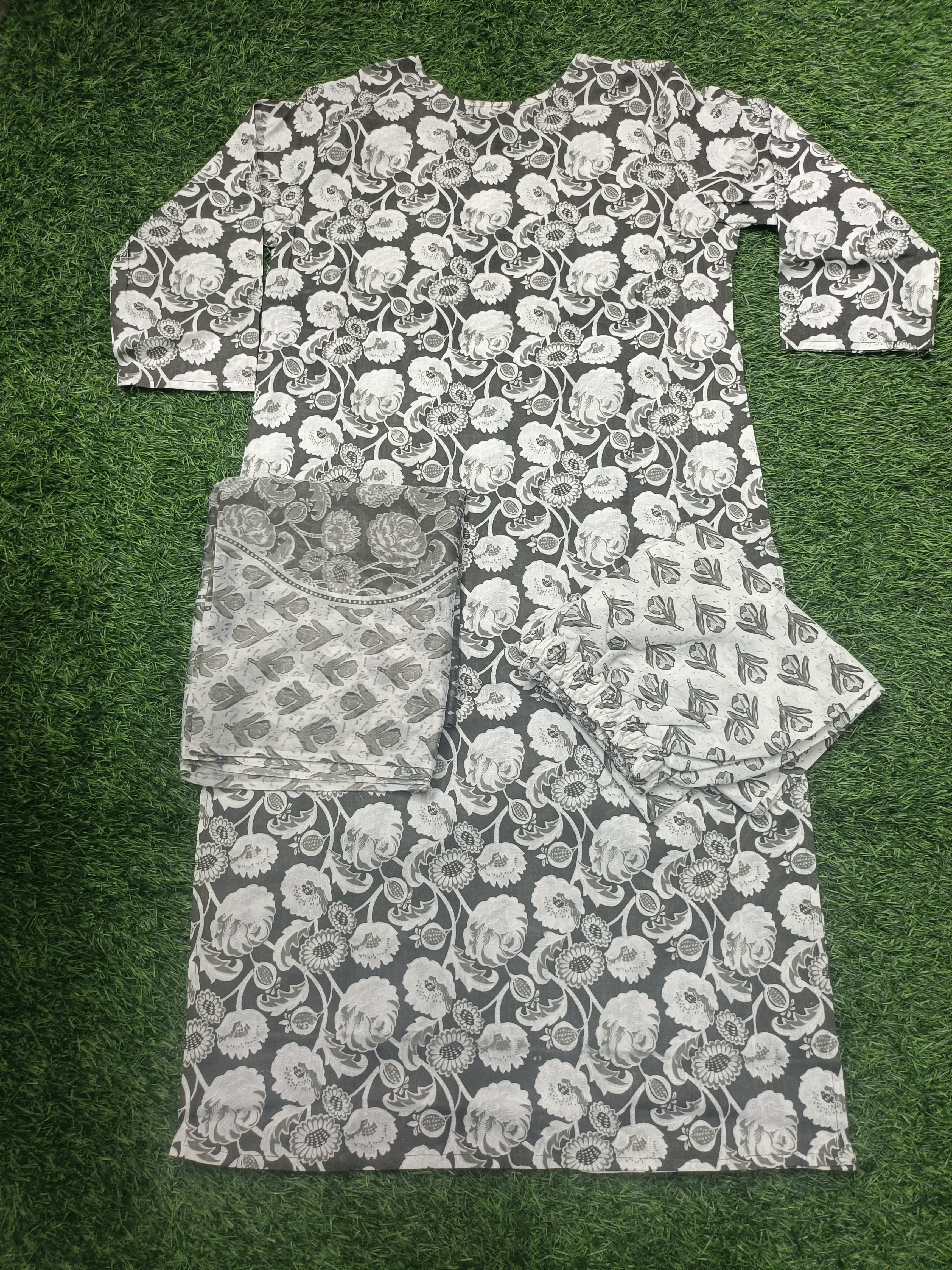 Elegant Grey and White Floral Printed Cotton 3-Piece Kurti Set