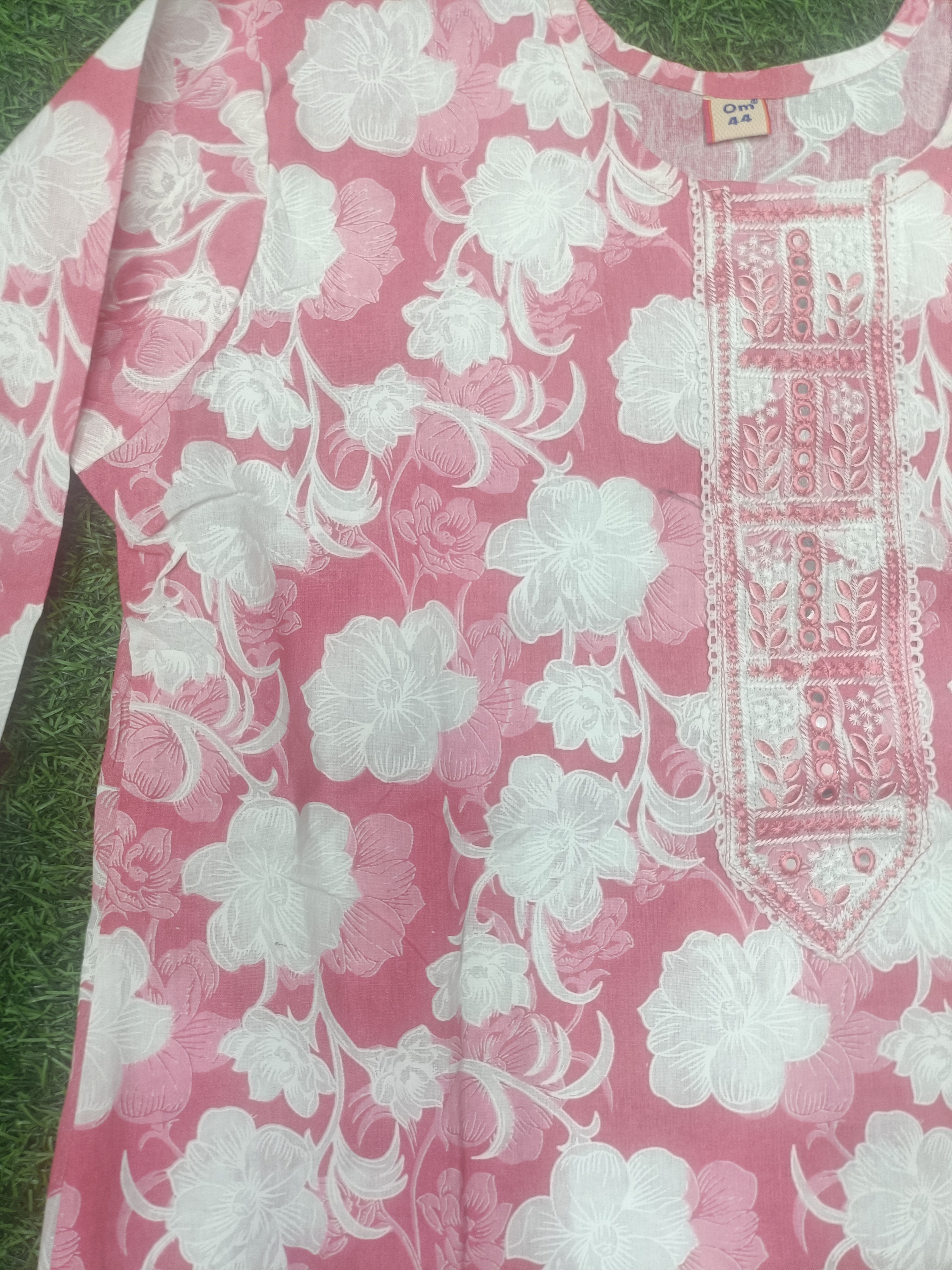 Vibrant Pink and White Floral Printed 3-Piece Kurti Set with Side Slits