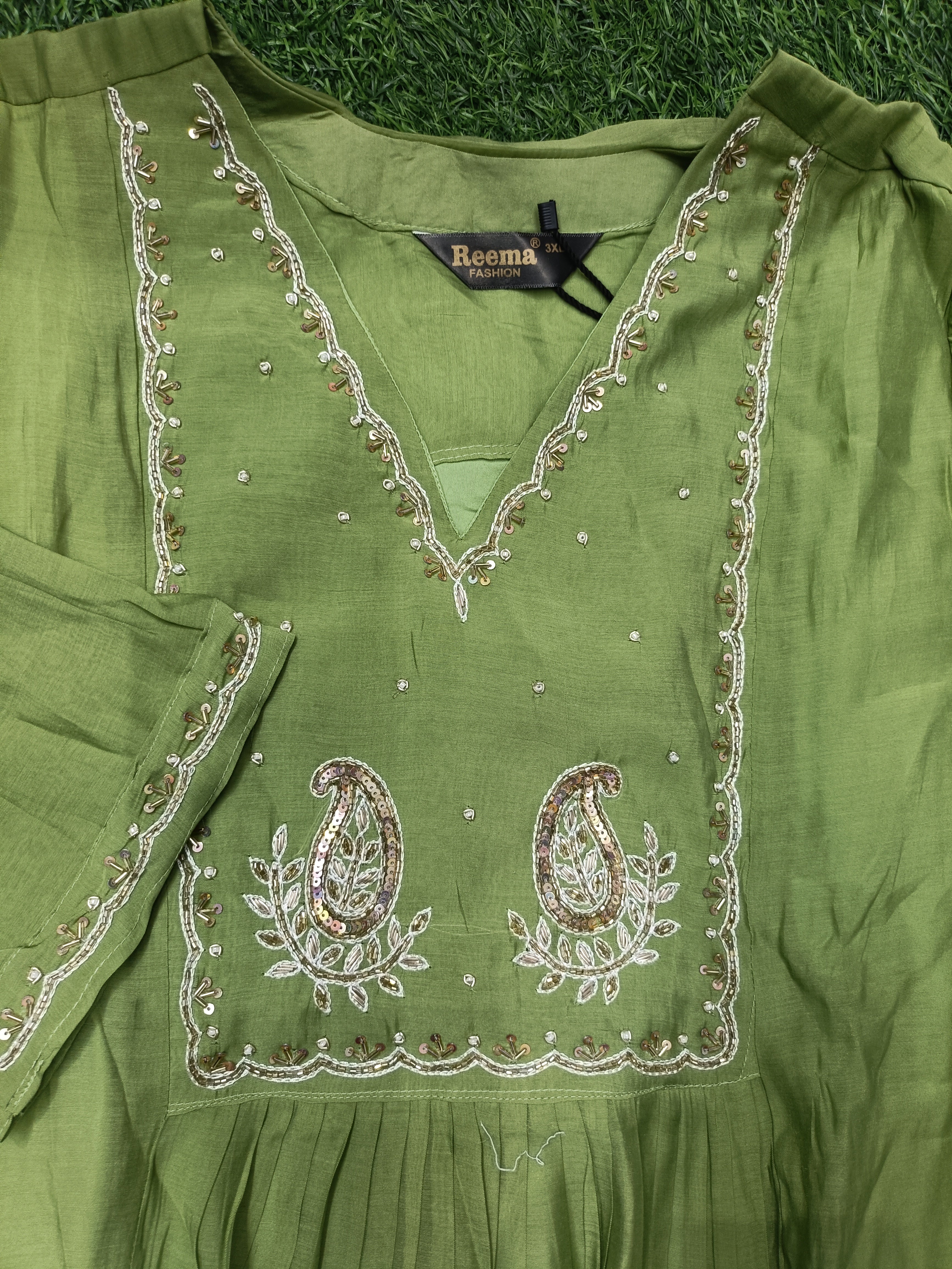 Elegant Olive Green Embroidered Rayon 3-Piece Kurti Set
