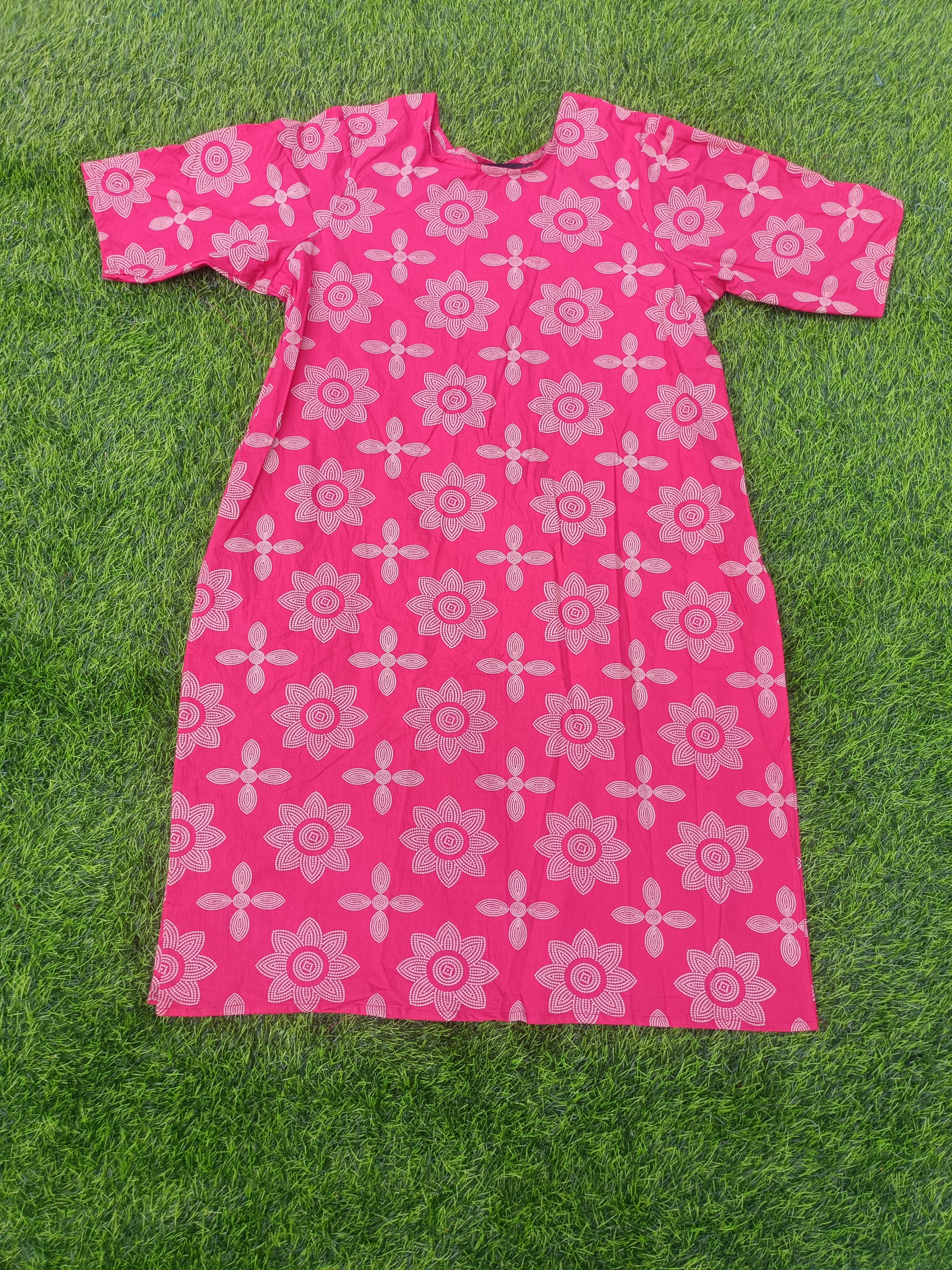 Women’s Rani Pink Floral Printed Cotton Straight-Cut Kurthi with Elbow Sleeves & Pocket