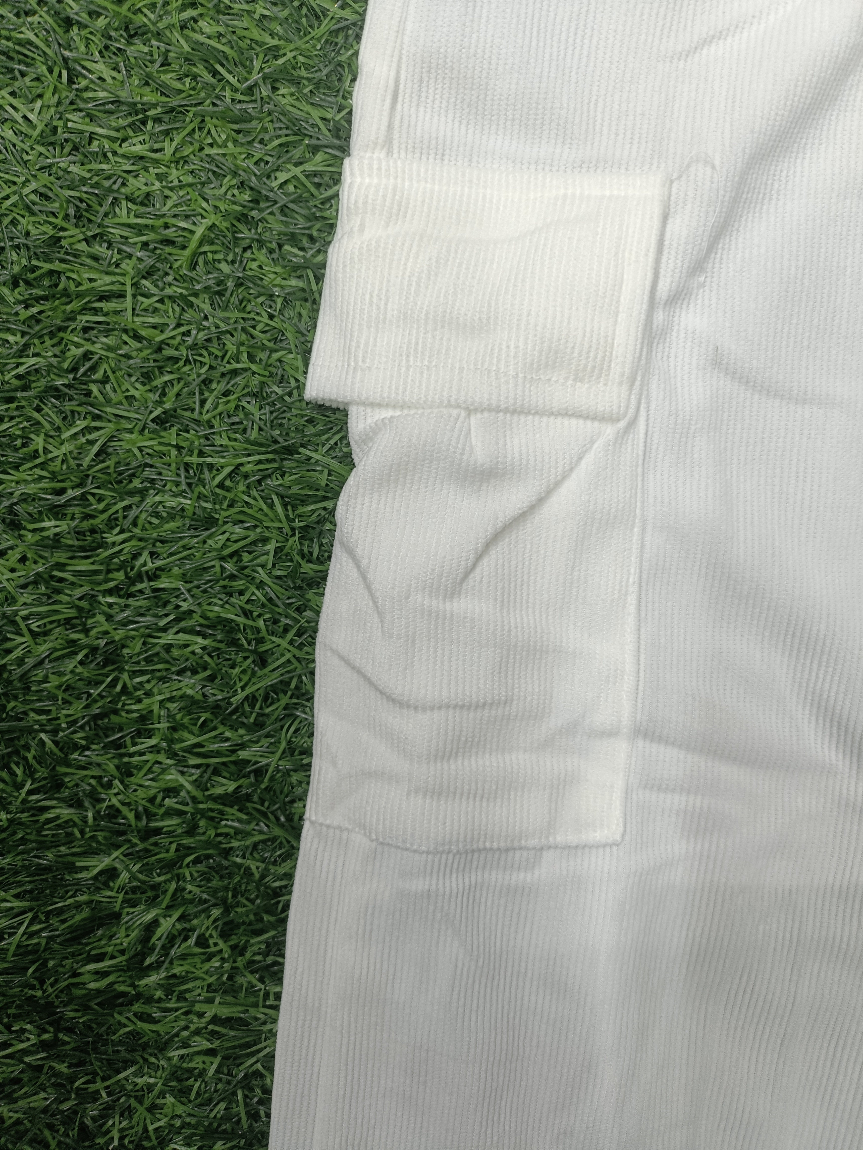 Men's White Sporty Cargo Track Pants with Zipper Pockets