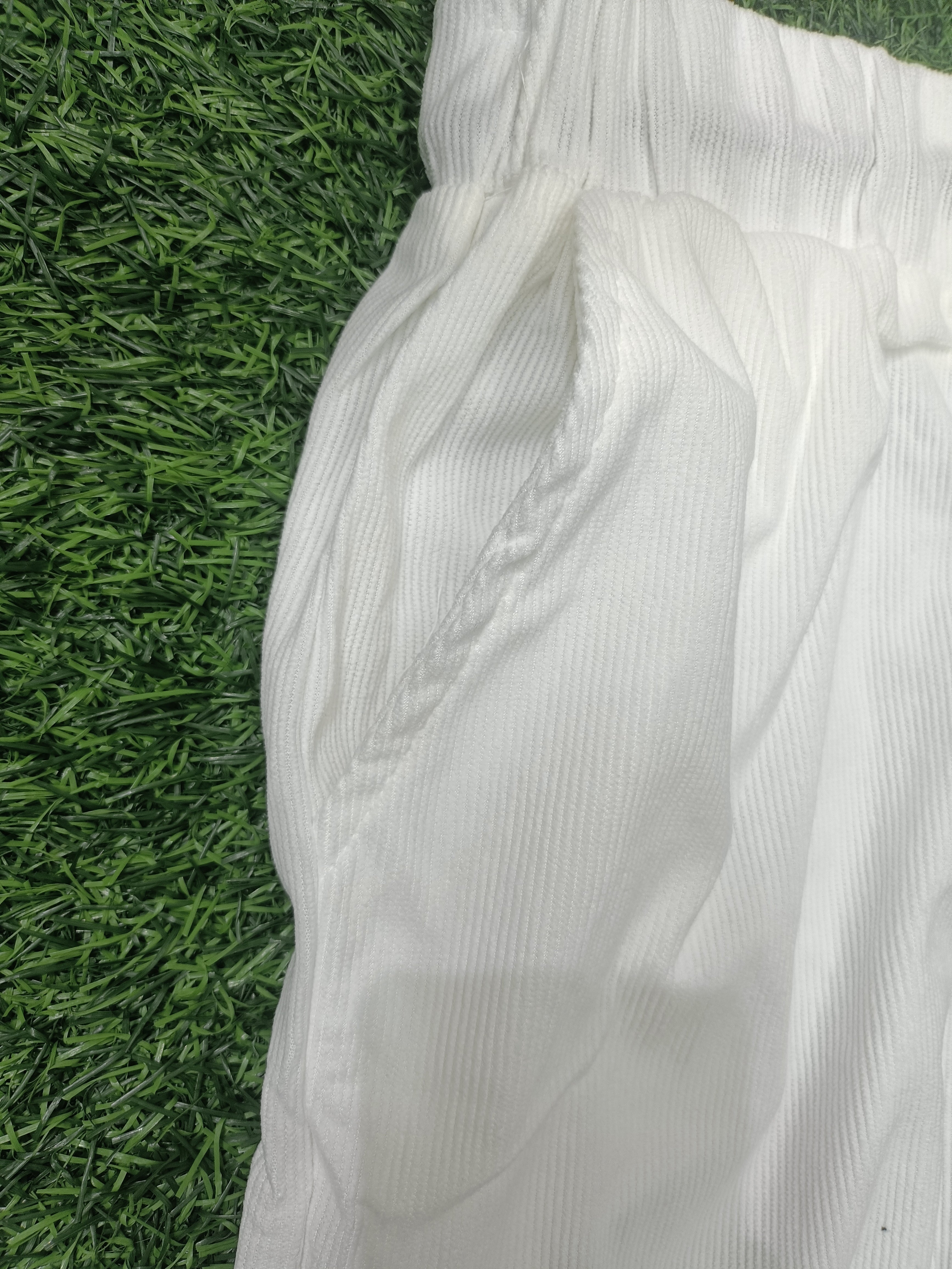 Men's White Sporty Cargo Track Pants with Zipper Pockets