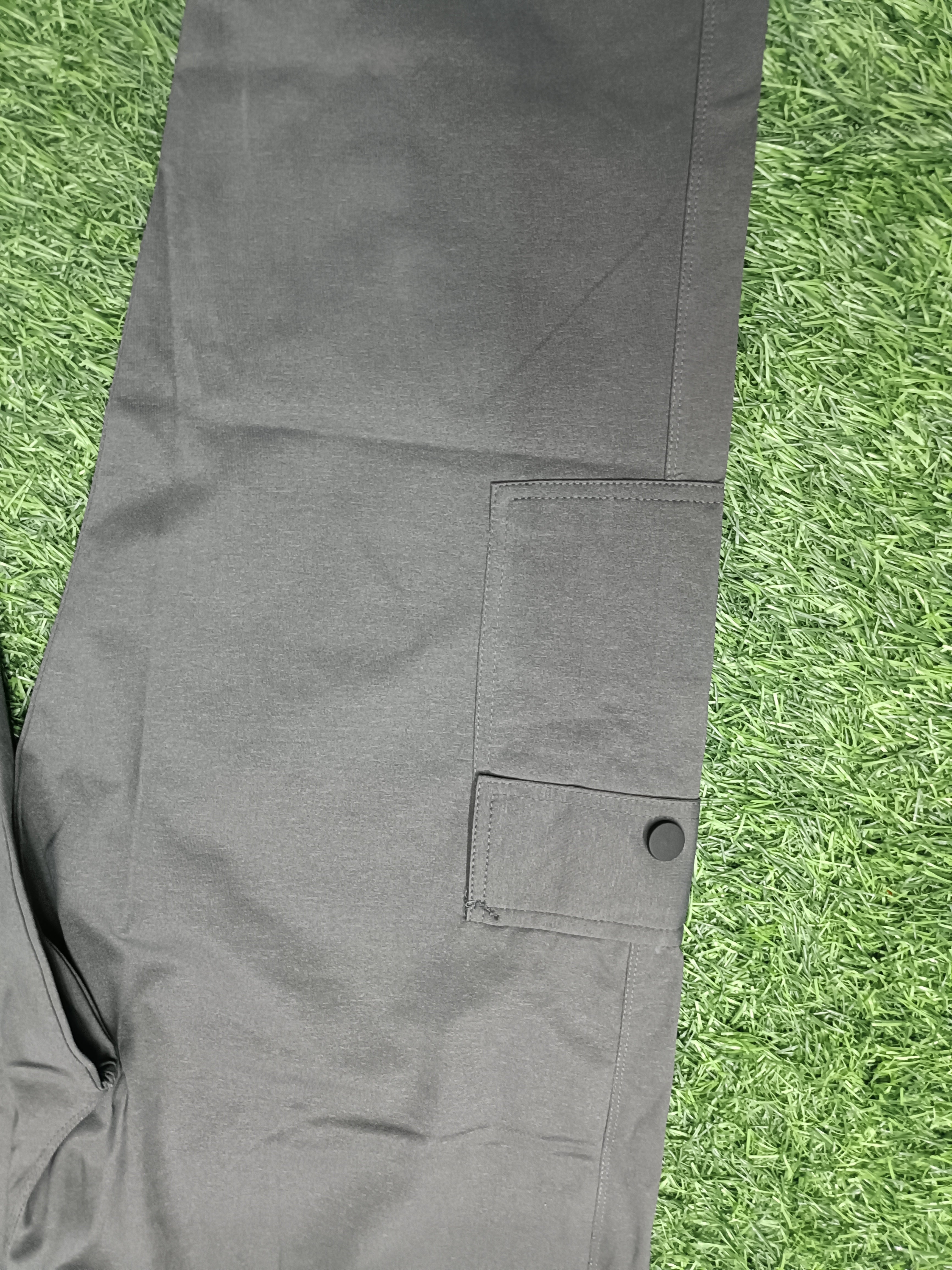 Men' Dark grey Cargo Track Pant - 4 Pocket  - Loose Fit - Daily Wear & Gym