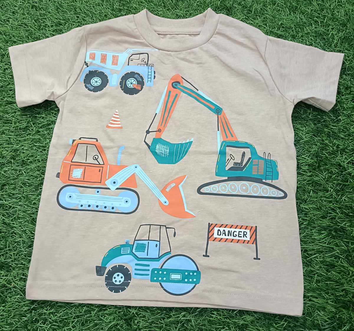 Kids Beige Construction Vehicles Graphic Printed Round Neck Half Sleeve T-Shirt