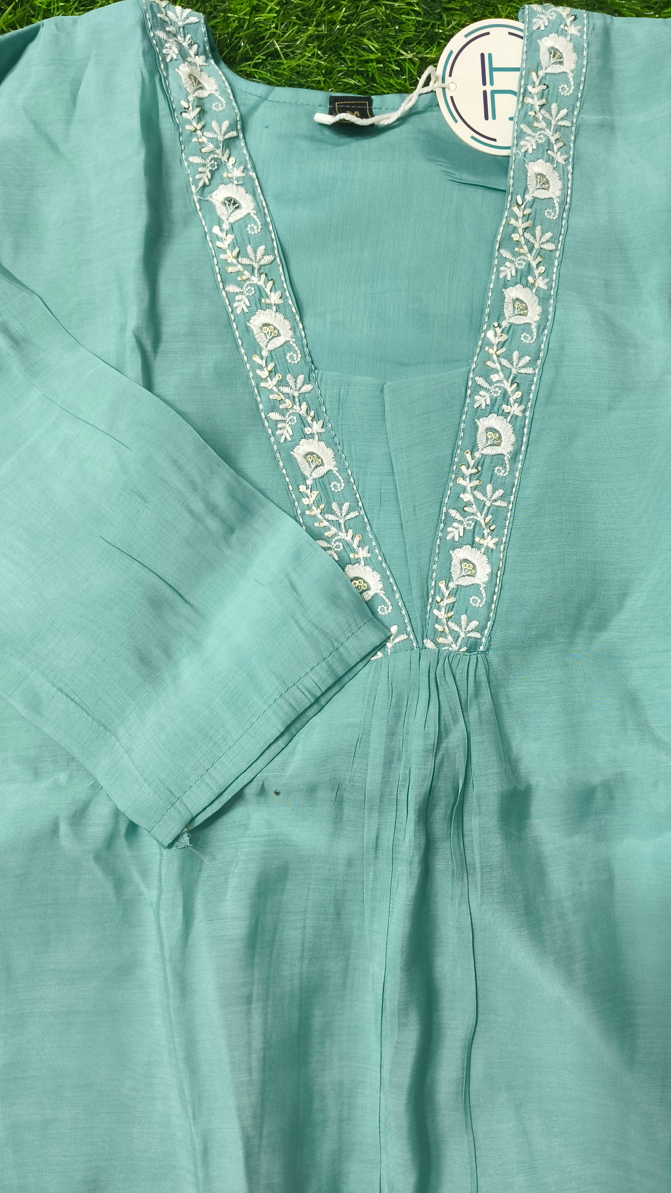 Elegant Sea Green Embroidered 3-Piece Silk Kurti Set