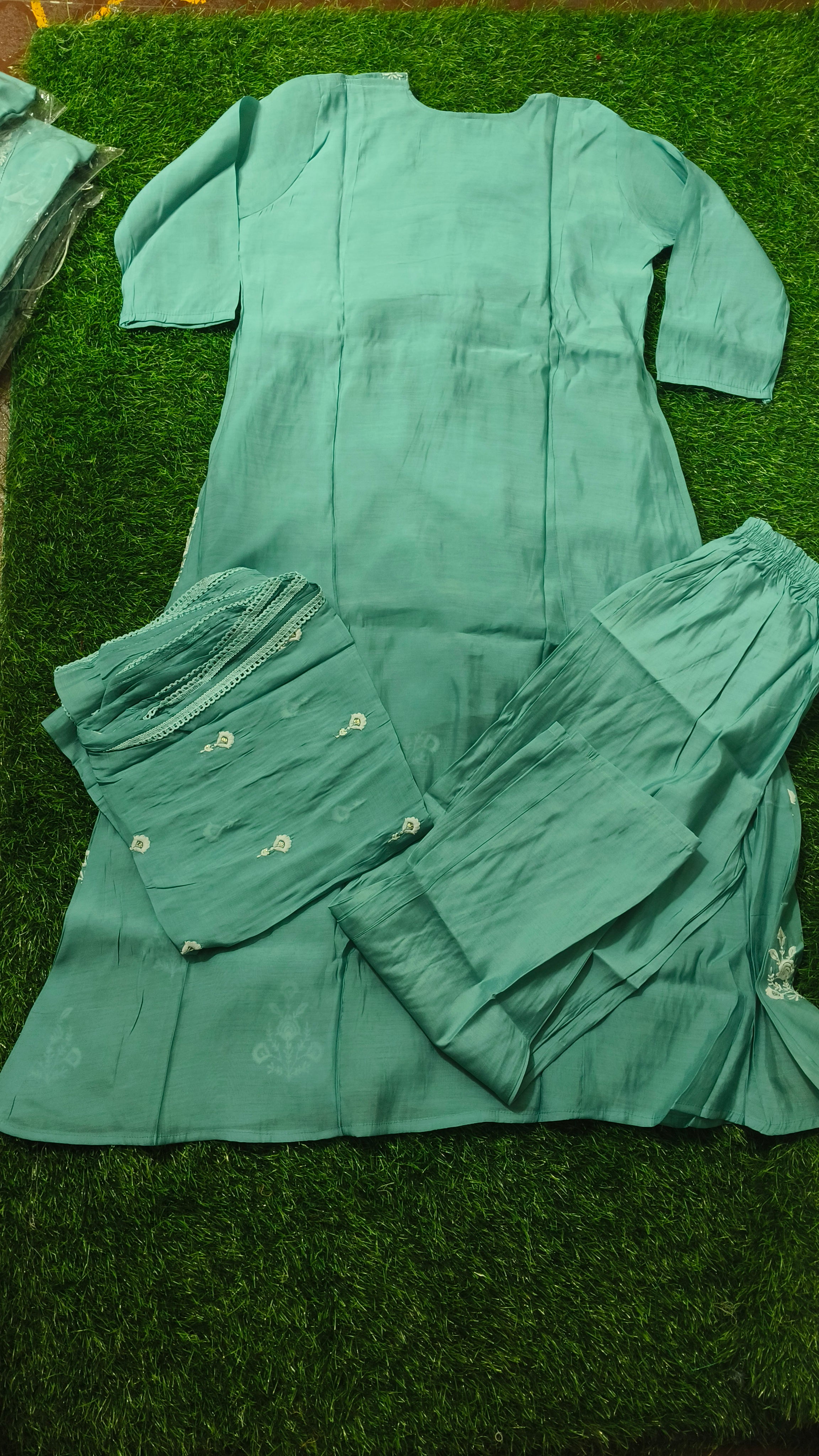 Elegant Sea Green Embroidered 3-Piece Silk Kurti Set