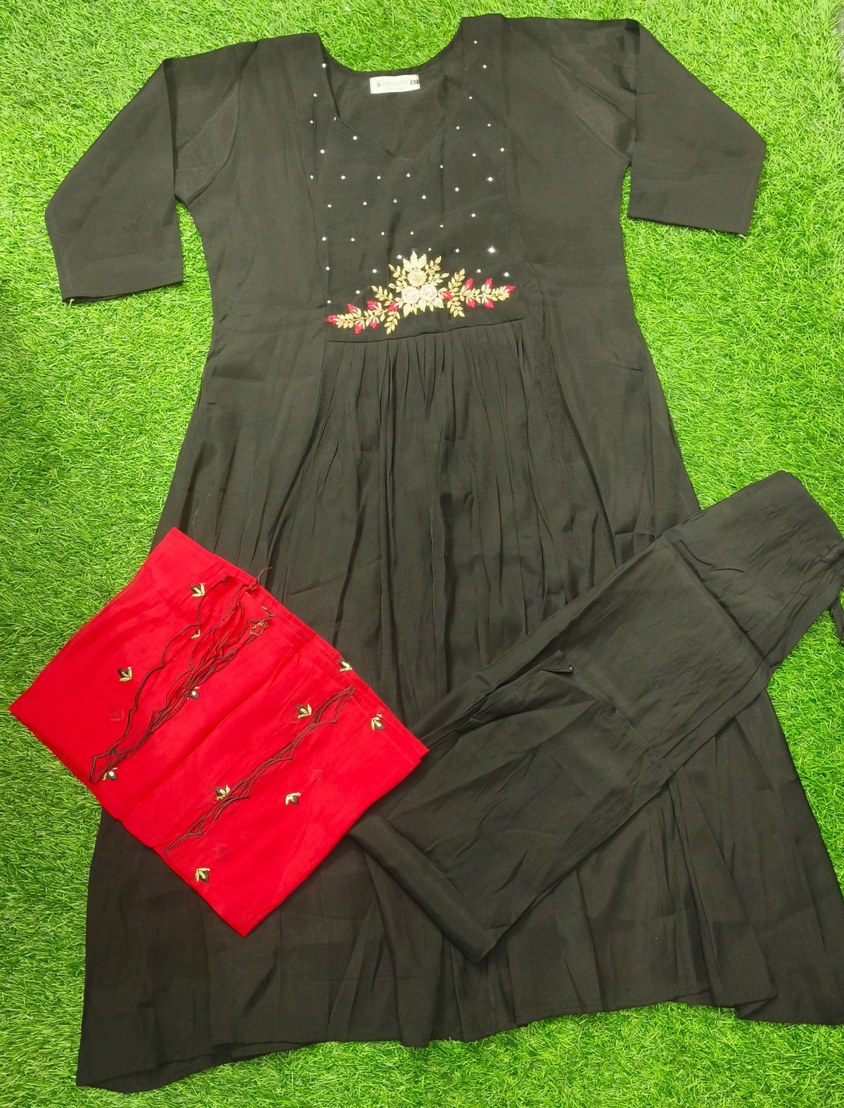 Elegant Black Silk Embroidered 3-Piece Kurti Set
