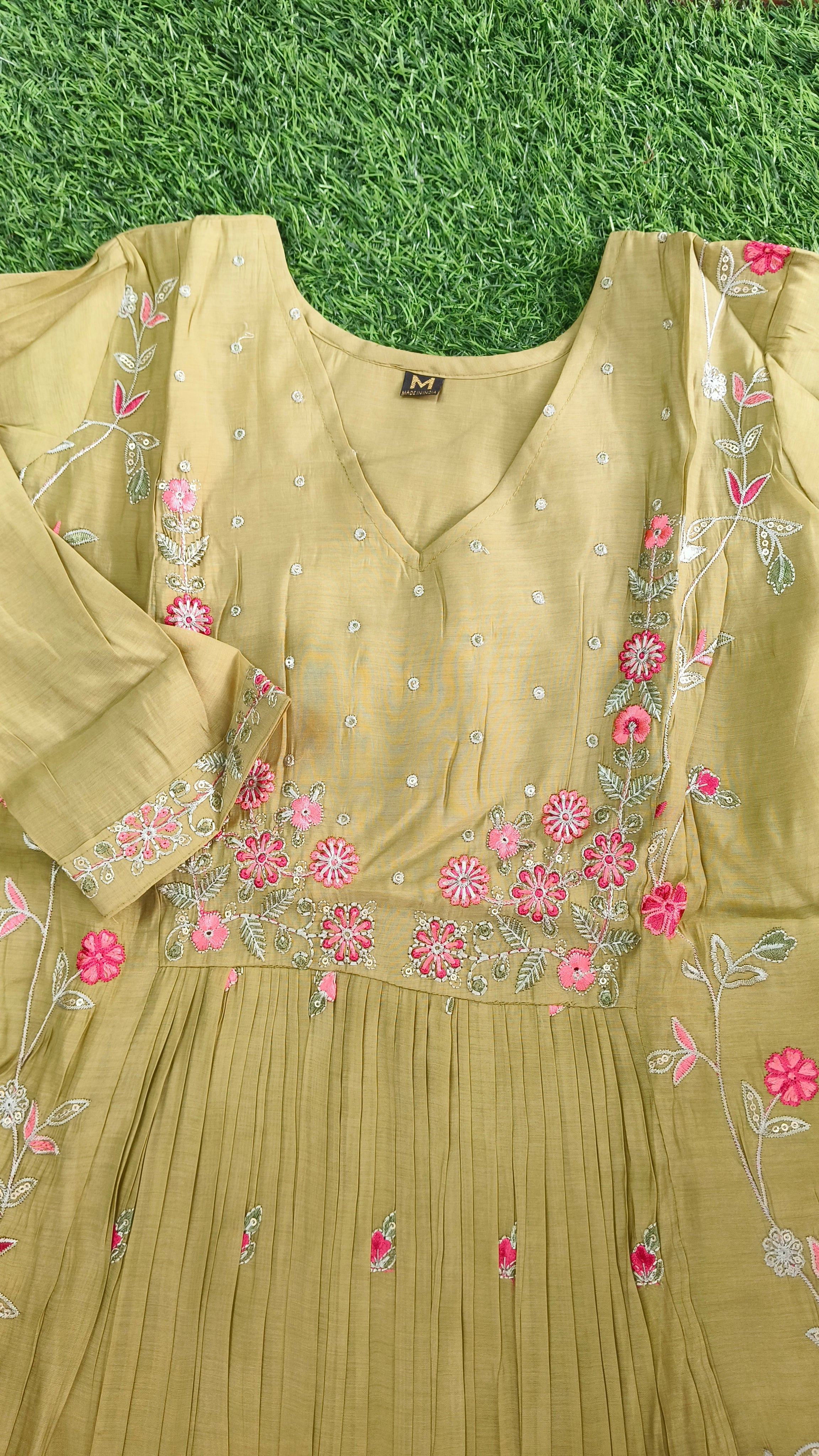Elegant Olive Green Embroidered Mull chanderi 3-Piece Kurti Set