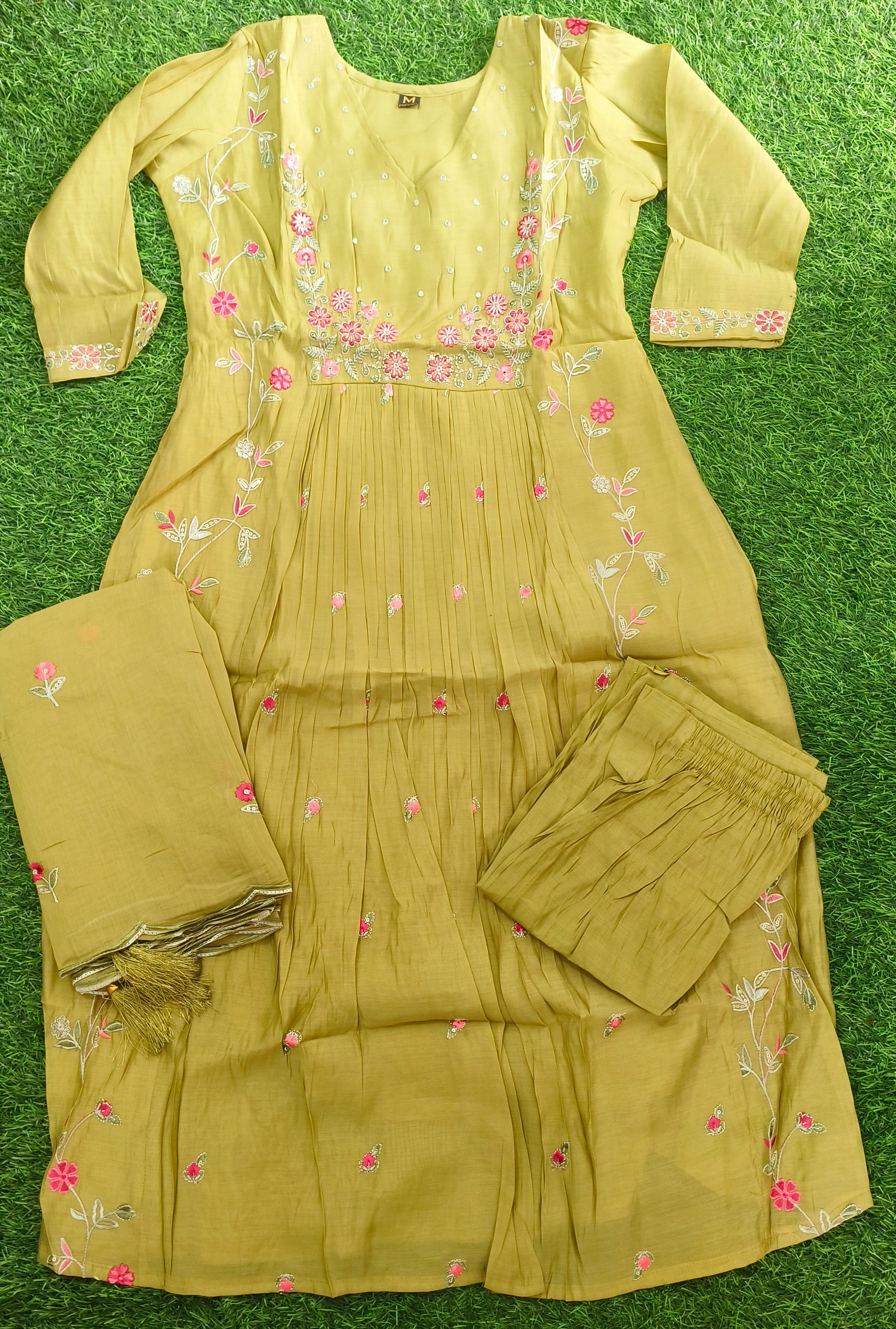 Elegant Olive Green Embroidered Mull chanderi 3-Piece Kurti Set