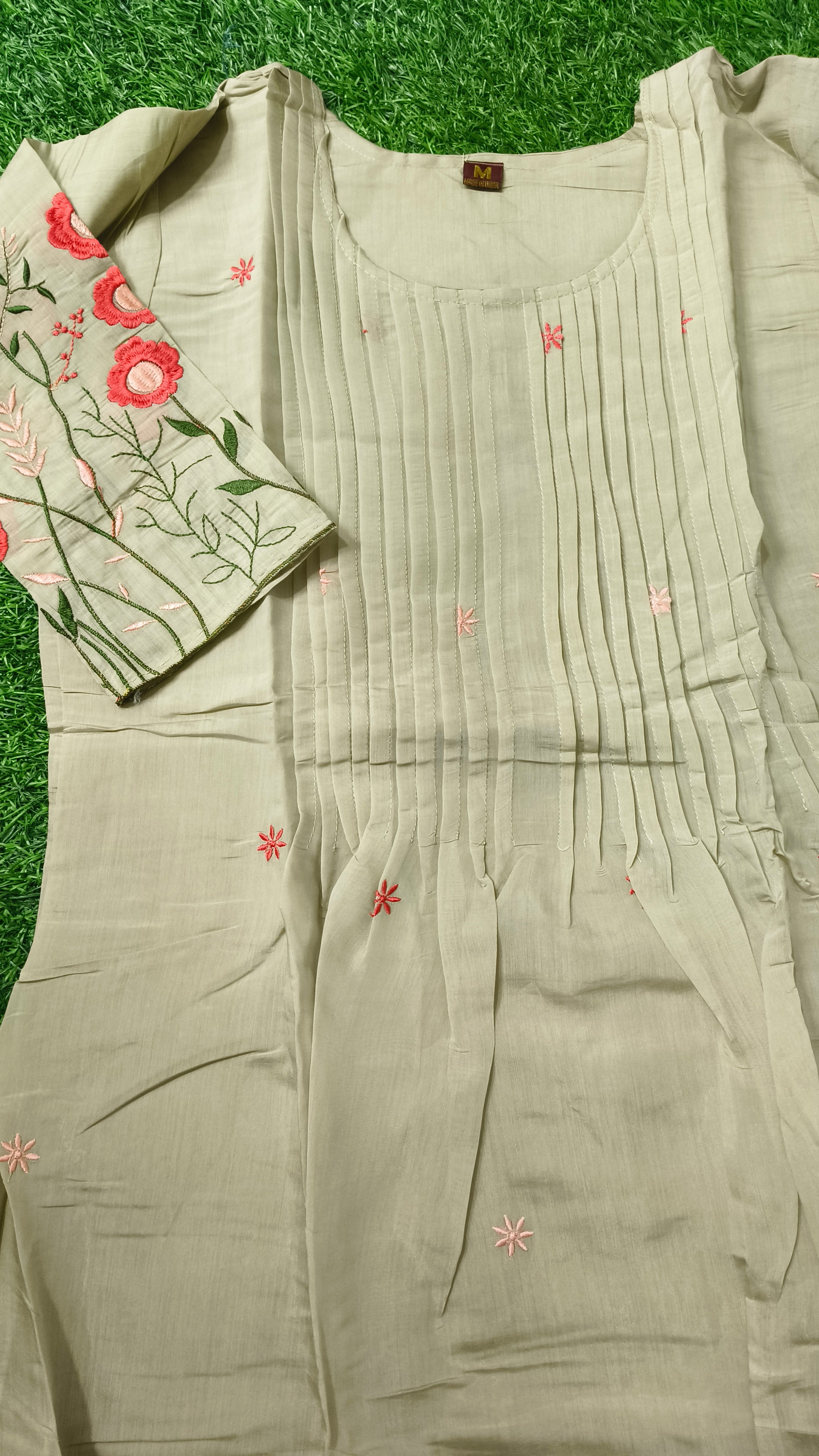 Elegant Light Grey Silk Embroidered 3-Piece Kurti Set