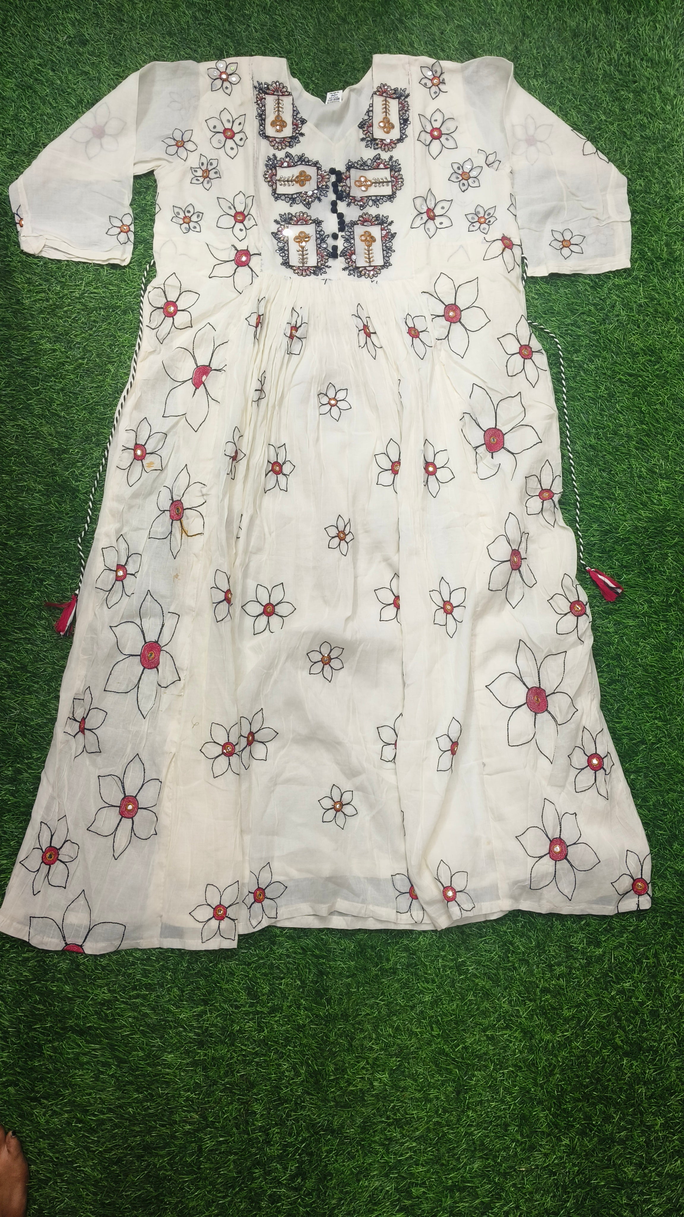 Elegant Off-White Mull Cotton Embroidered Single Piece Kurti