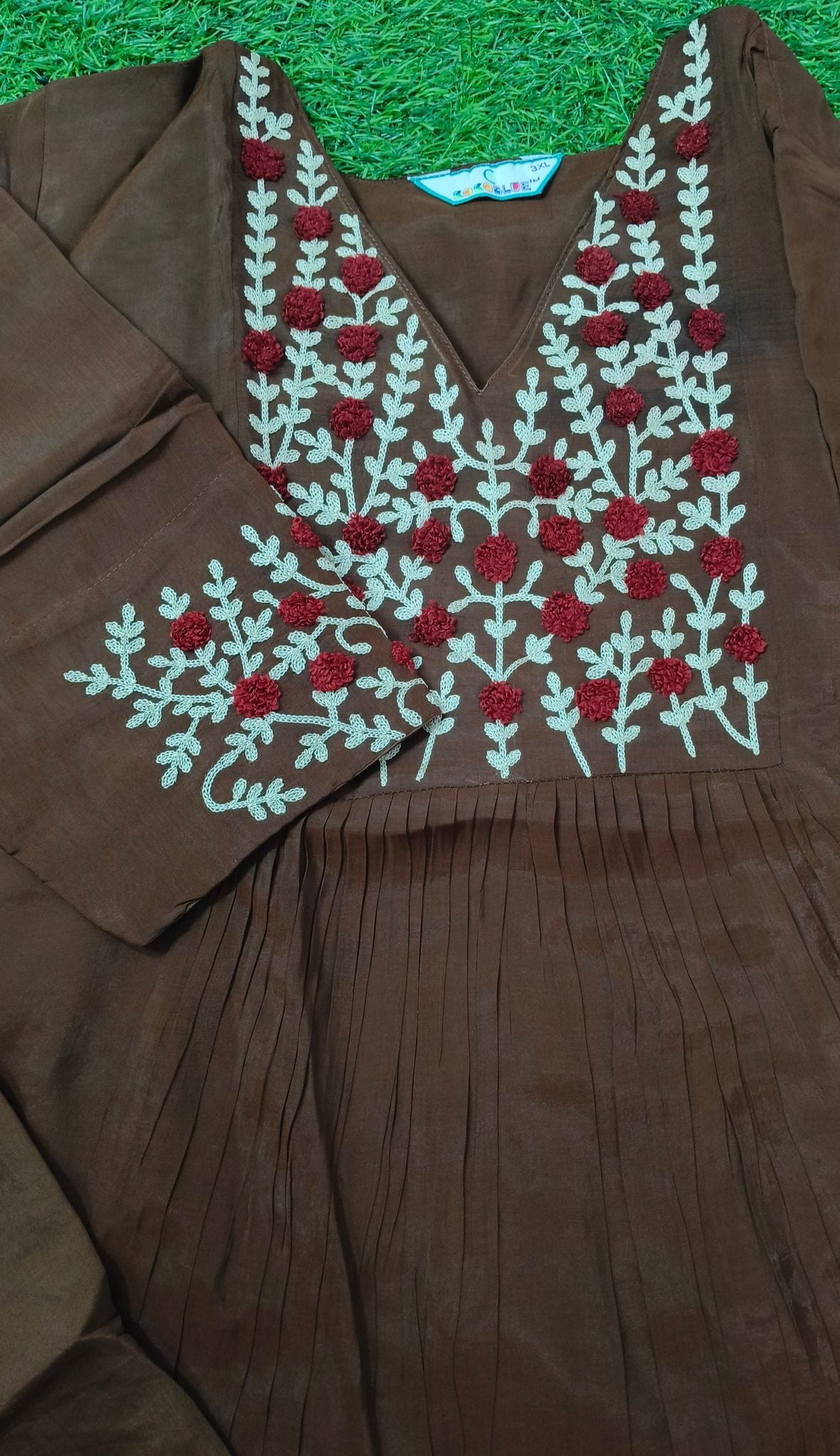 Elegant Dark Brown Embroidered Rayon 3-Piece Kurti Set