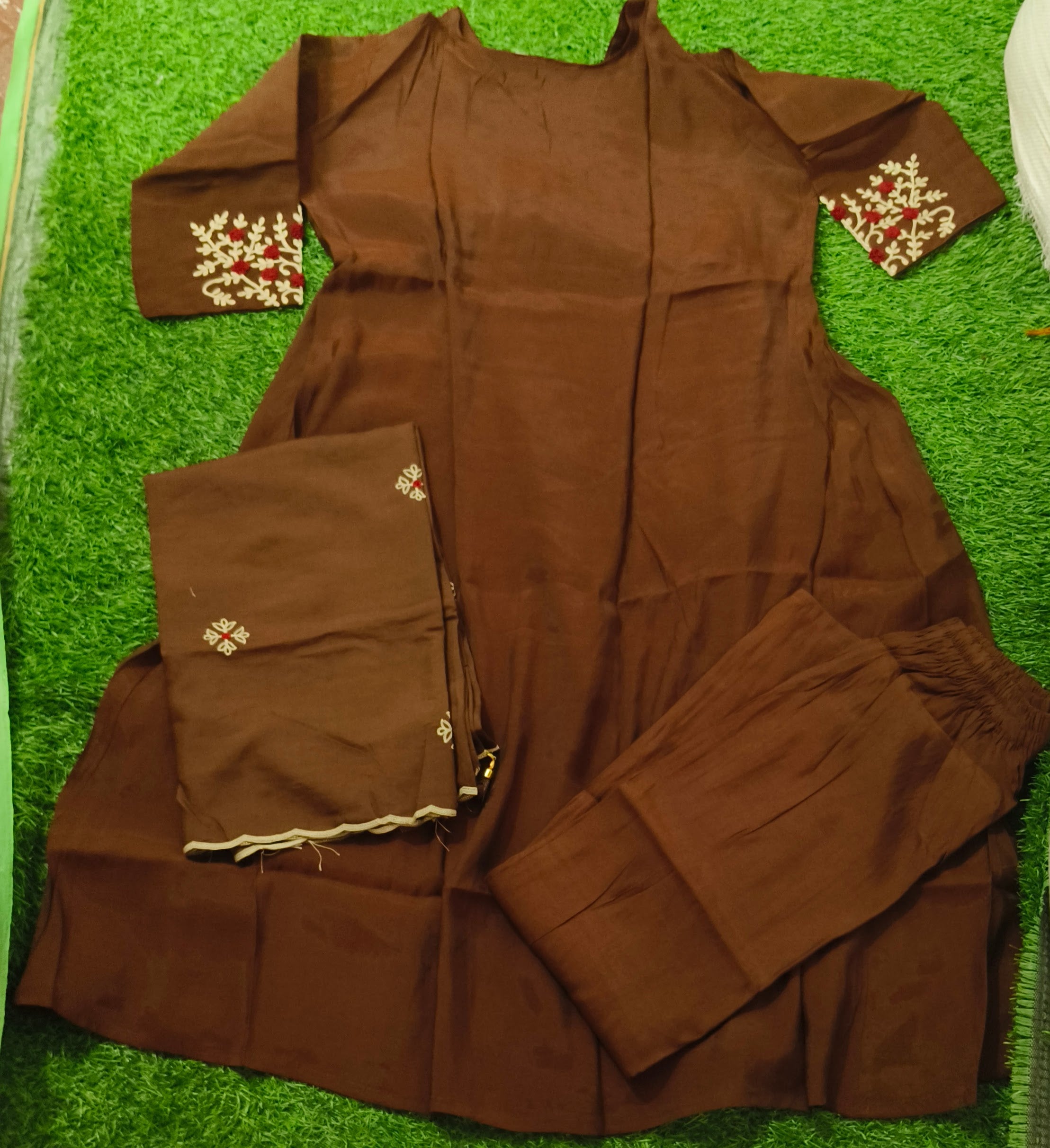 Elegant Dark Brown Embroidered Rayon 3-Piece Kurti Set