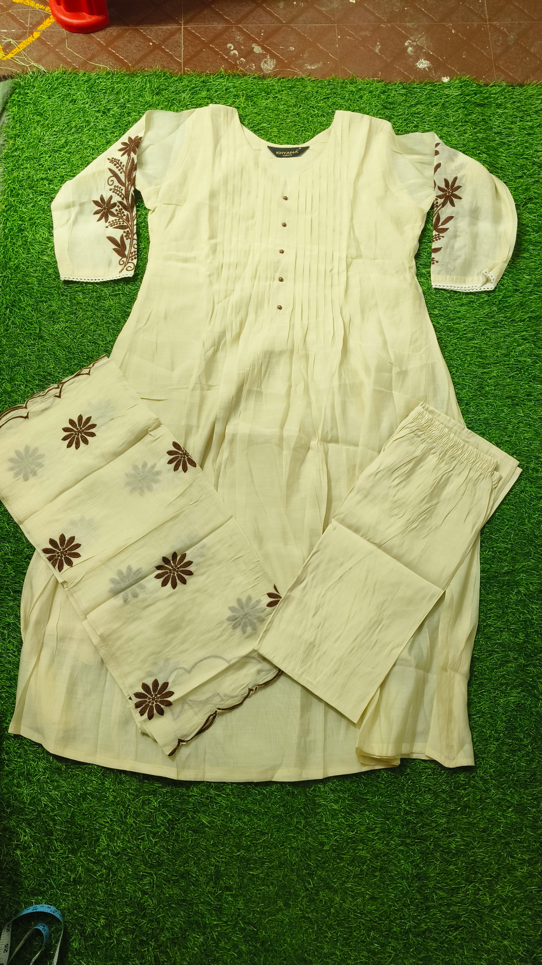 Elegant Off-White Silk Embroidered Single Piece Kurti