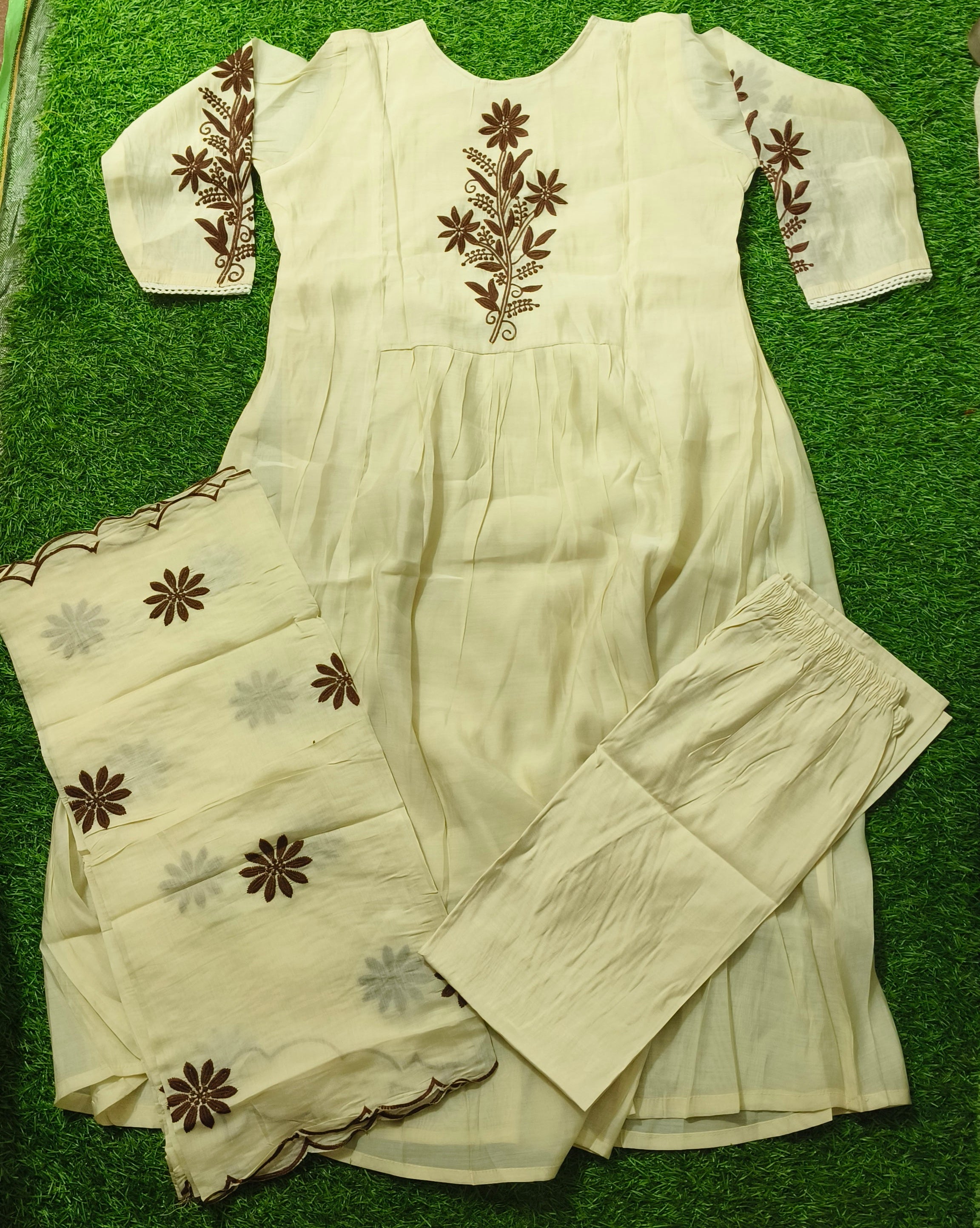 Elegant Off-White Silk Embroidered Single Piece Kurti